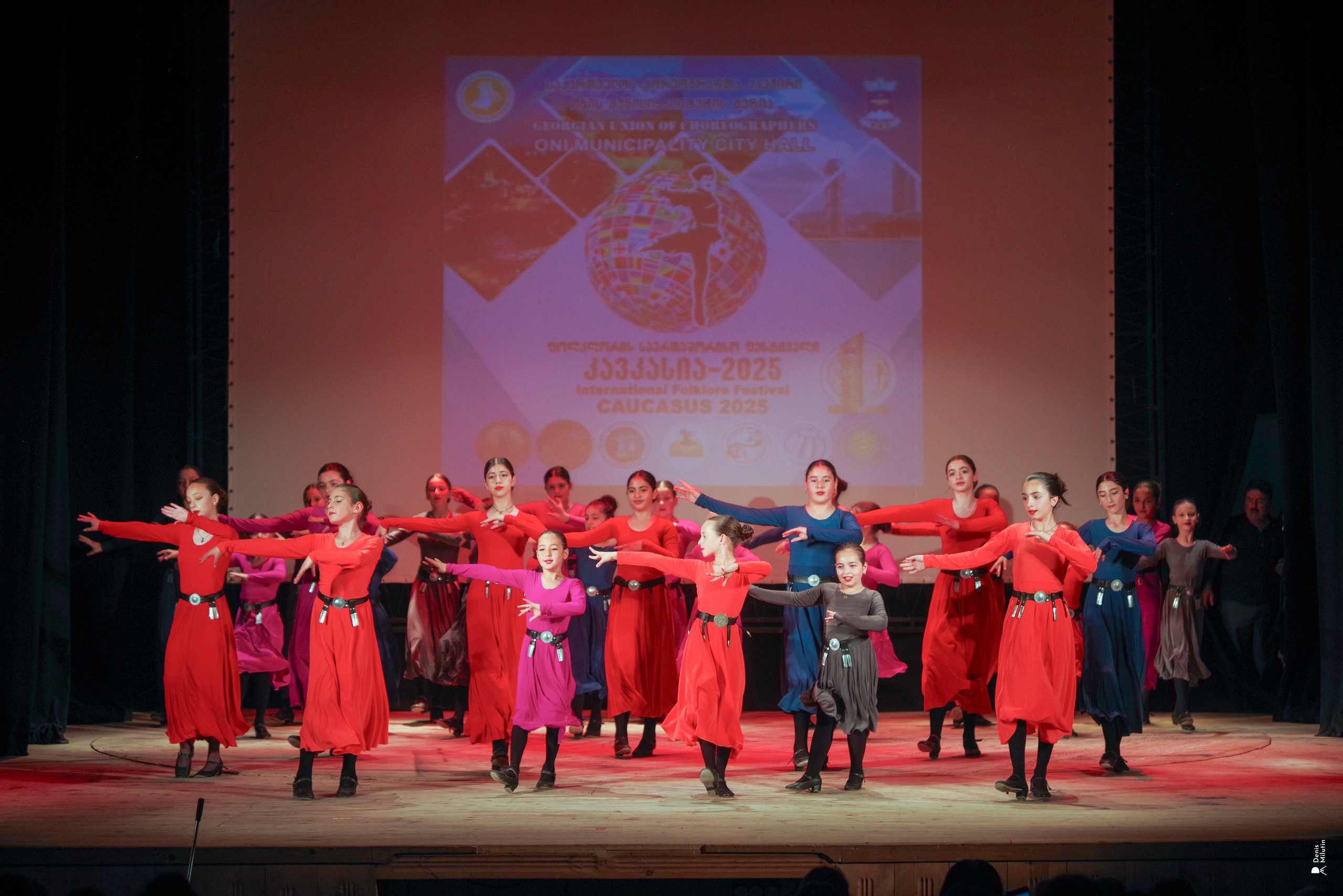 Танцы в прекрасном Они. Портретный фотограф Денис Милютин