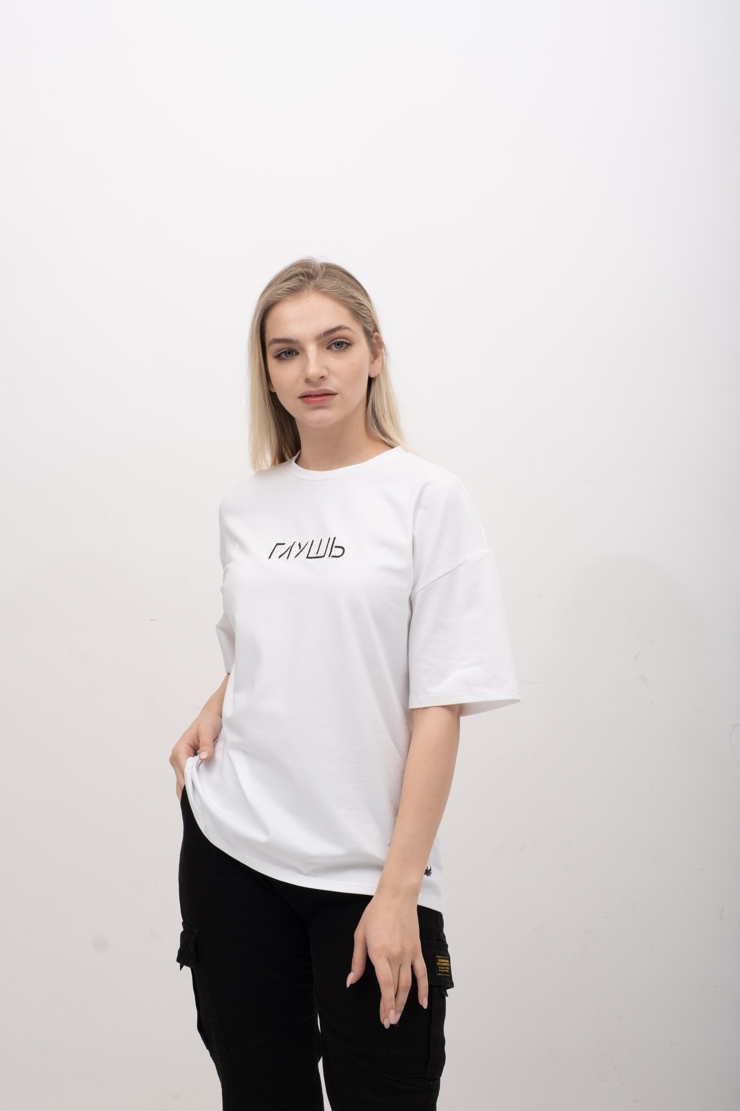 Николь Г. Фото и видео продакшн в Москве — съемка для брендов и маркетплейсов