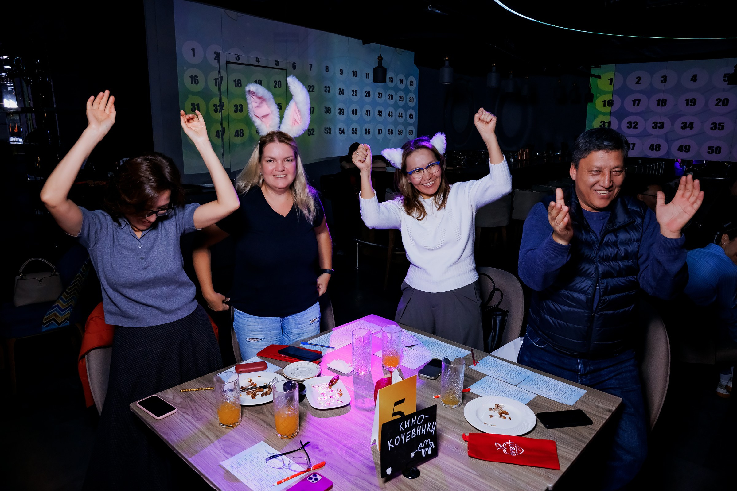 Музыкальное Лото-Event Bar. Репортажный фотограф в Алматы Каюпов Сержан