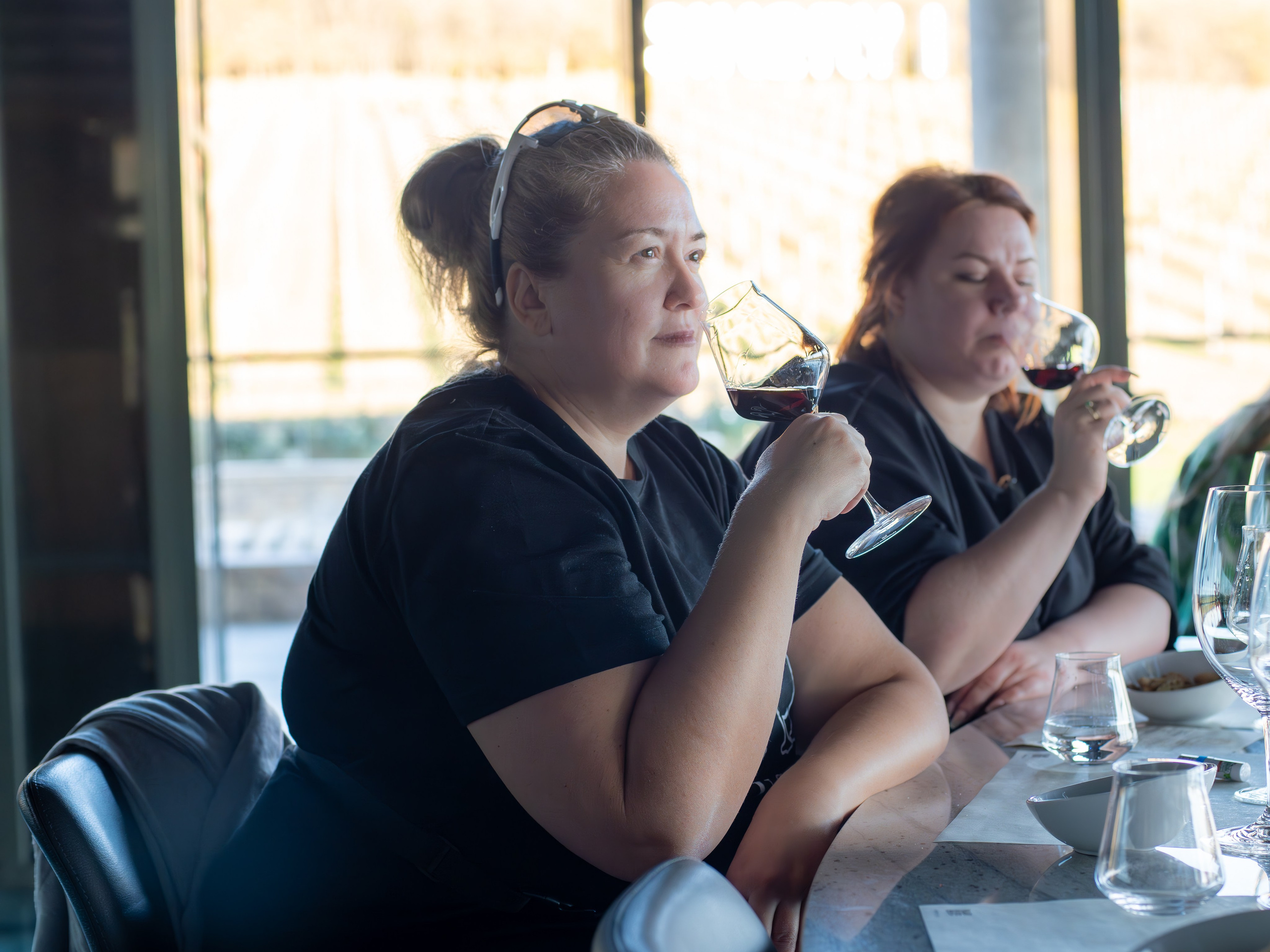 Литературная мастерская с Ольгой Шутовой в «Винотеррии». Репортажный фотограф в Красной Поляне и Сочи Павлюченко Екатерина
