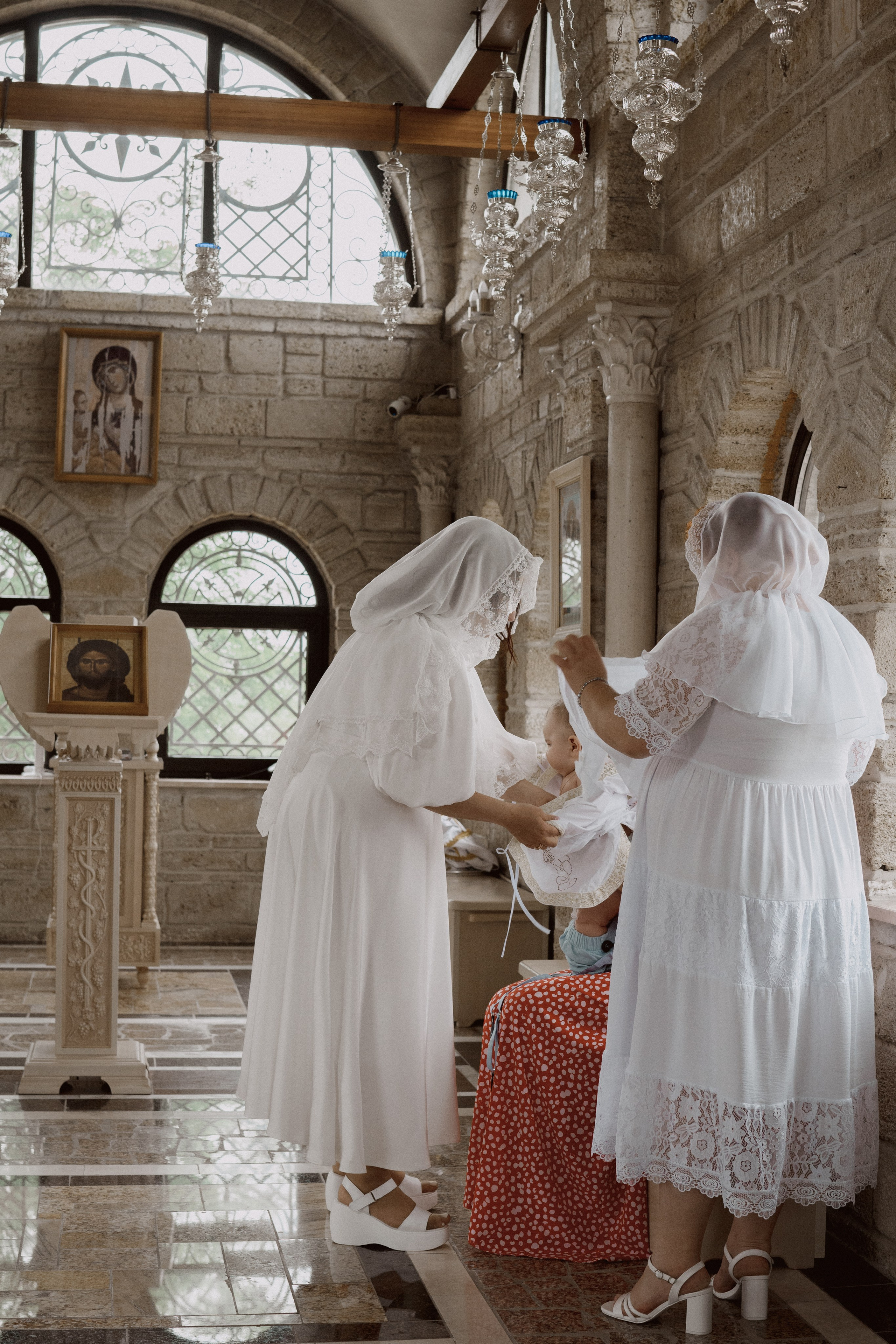 Крещение в храмовом комплексе ап.Петра и Павла. Семейный фотограф и видеограф Алёна Ким