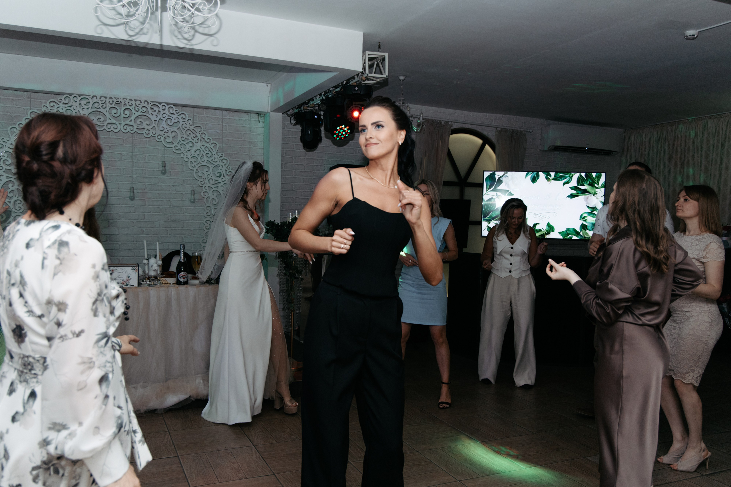 Диана и Сергей (полный день). Фотограф в Барнауле Юлия Садвокасова