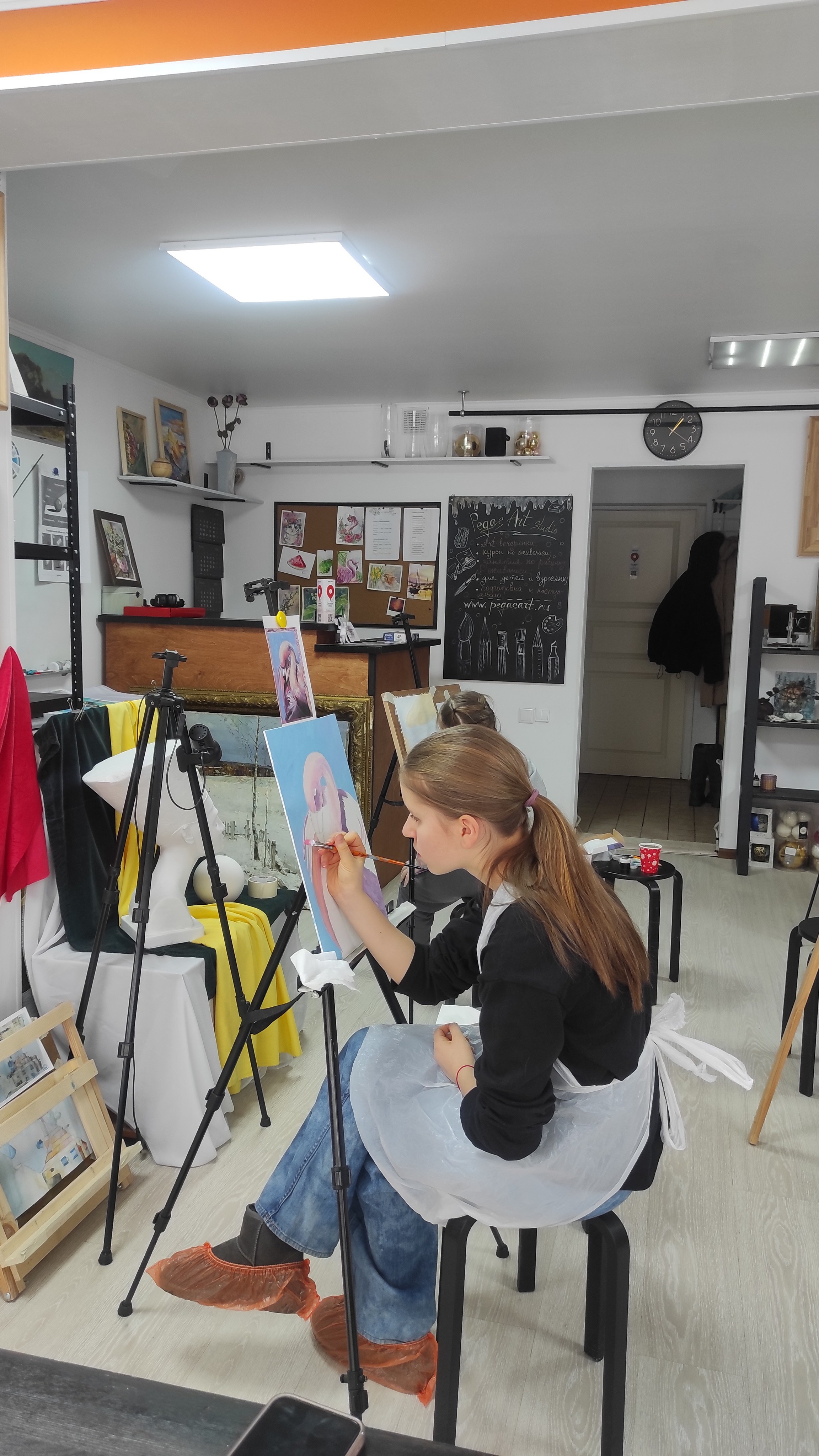 Подростки и дети постарше. Арт-вечеринки и мастер-классы в Москве для взрослых и детей