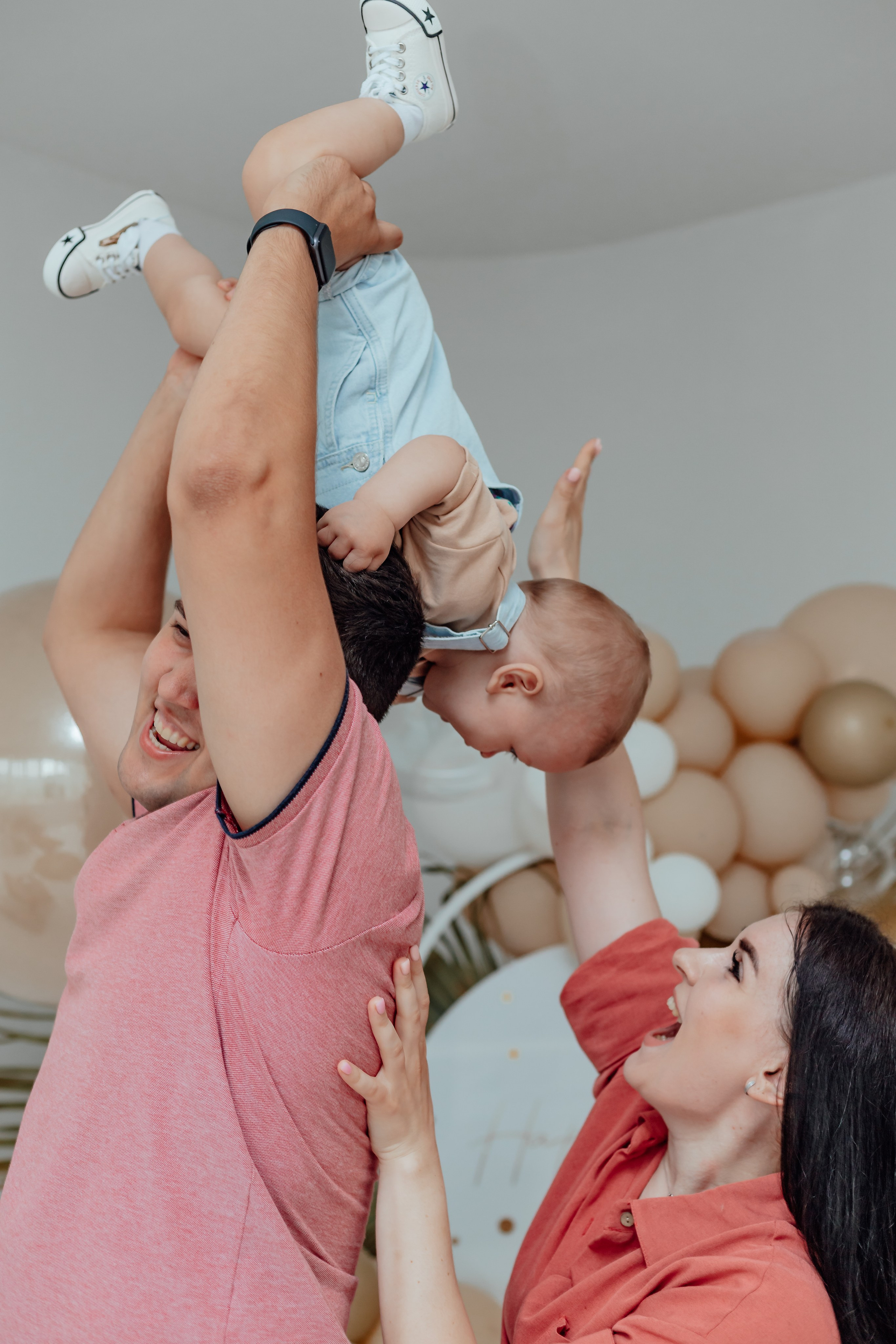 В обнимку. Свадебный и семейный фотограф Краснова Юлия