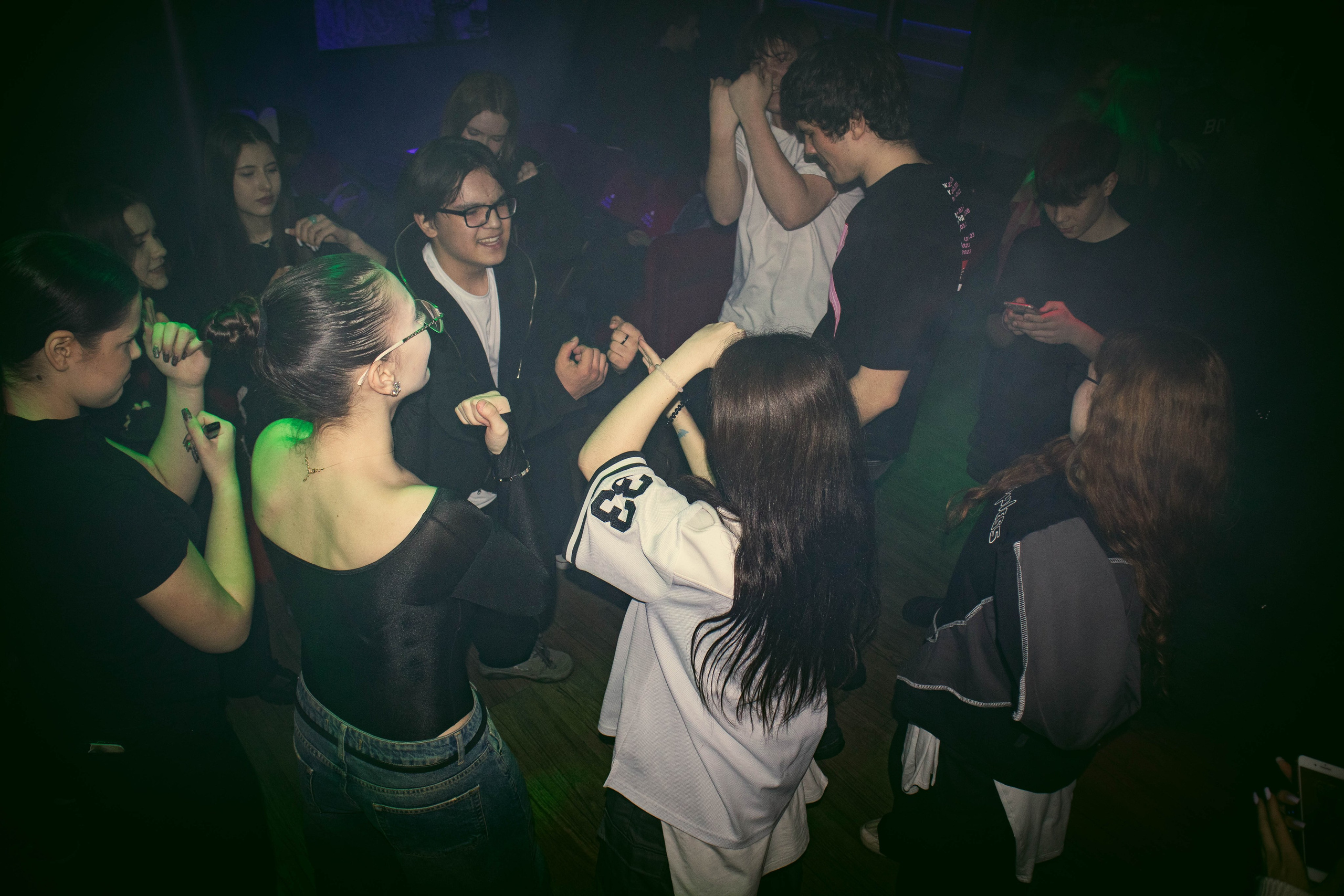 MOSHPIT. Фотограф и видеограф в Бугульме Аня Трутнева