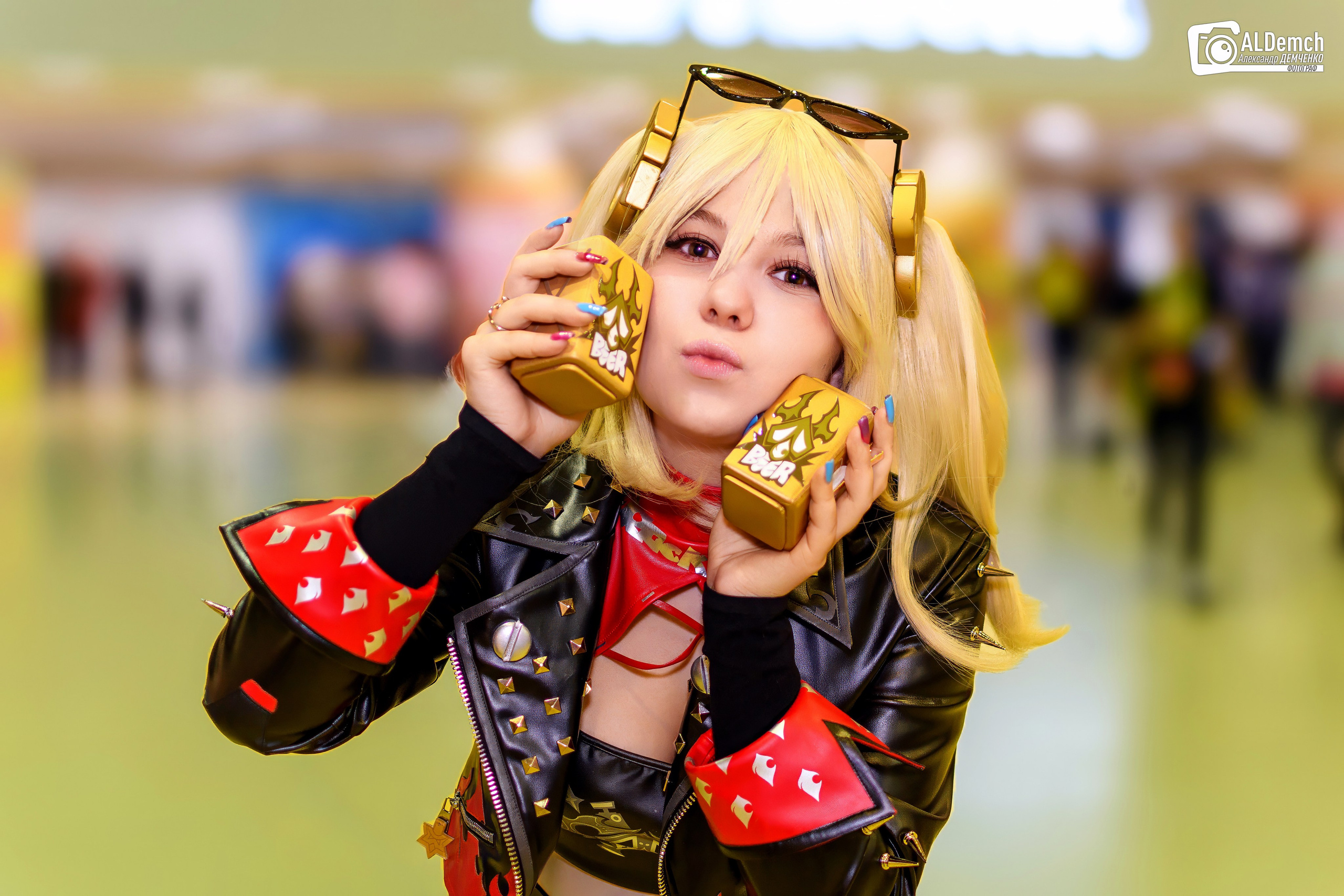 Аниме картинки персонажей и косплей фото в России Москве