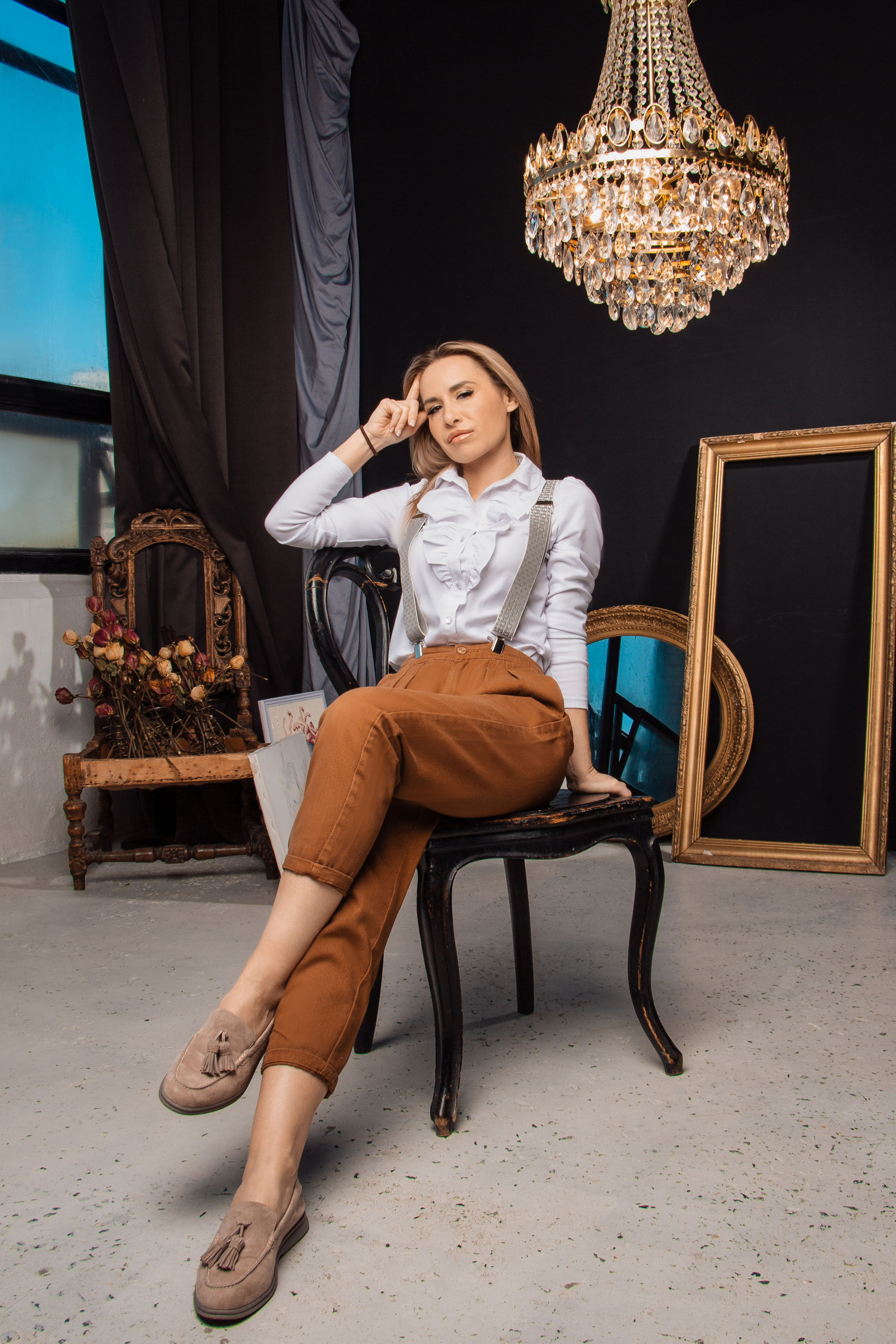 Фотосессия художника в Санкт-Петербурга. Портретный фотограф в Санкт-Петербурге Анастасия Епифанова