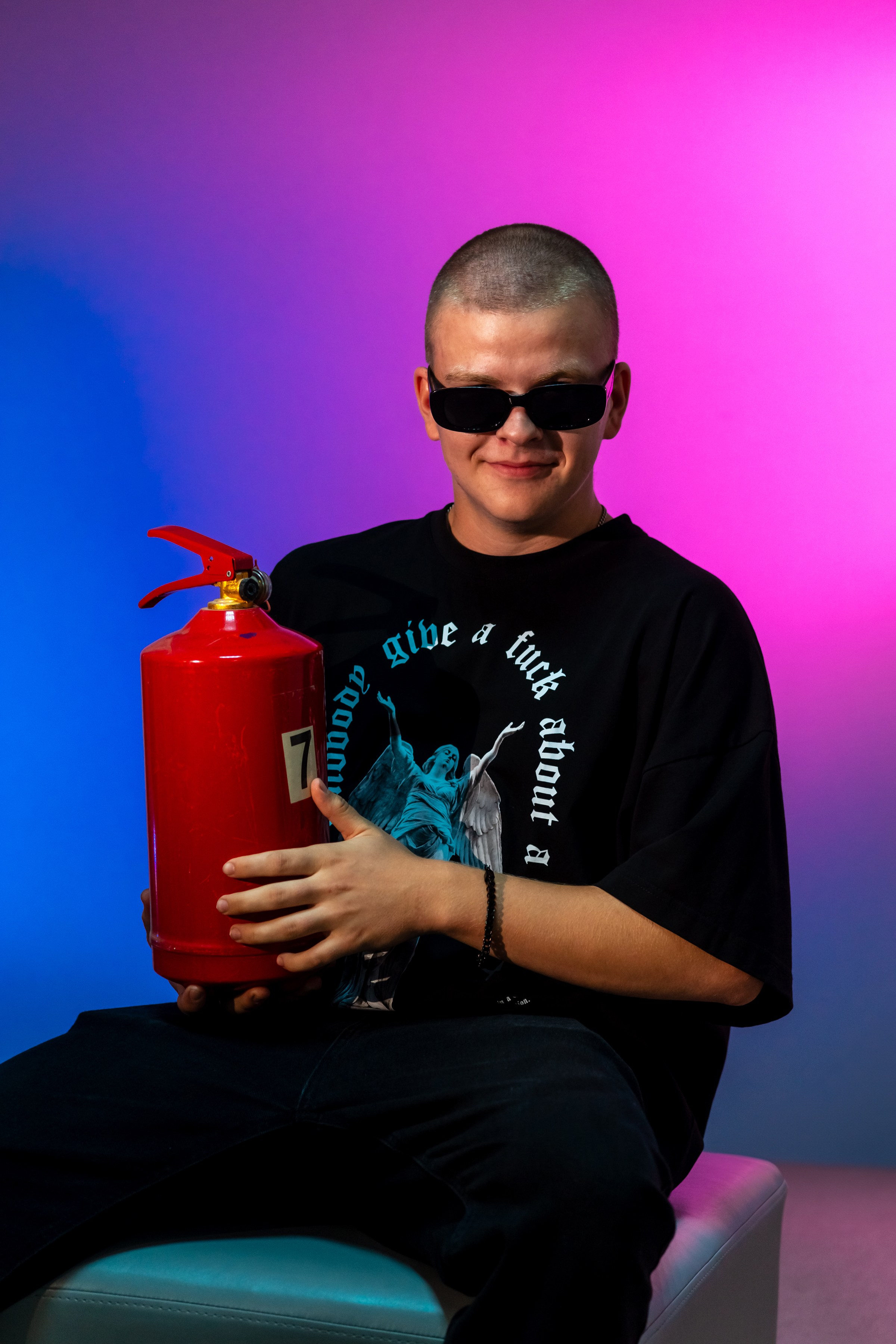 В школе, портреты с цветной подсветкой. Ольга Плаксина фотограф в Саратове