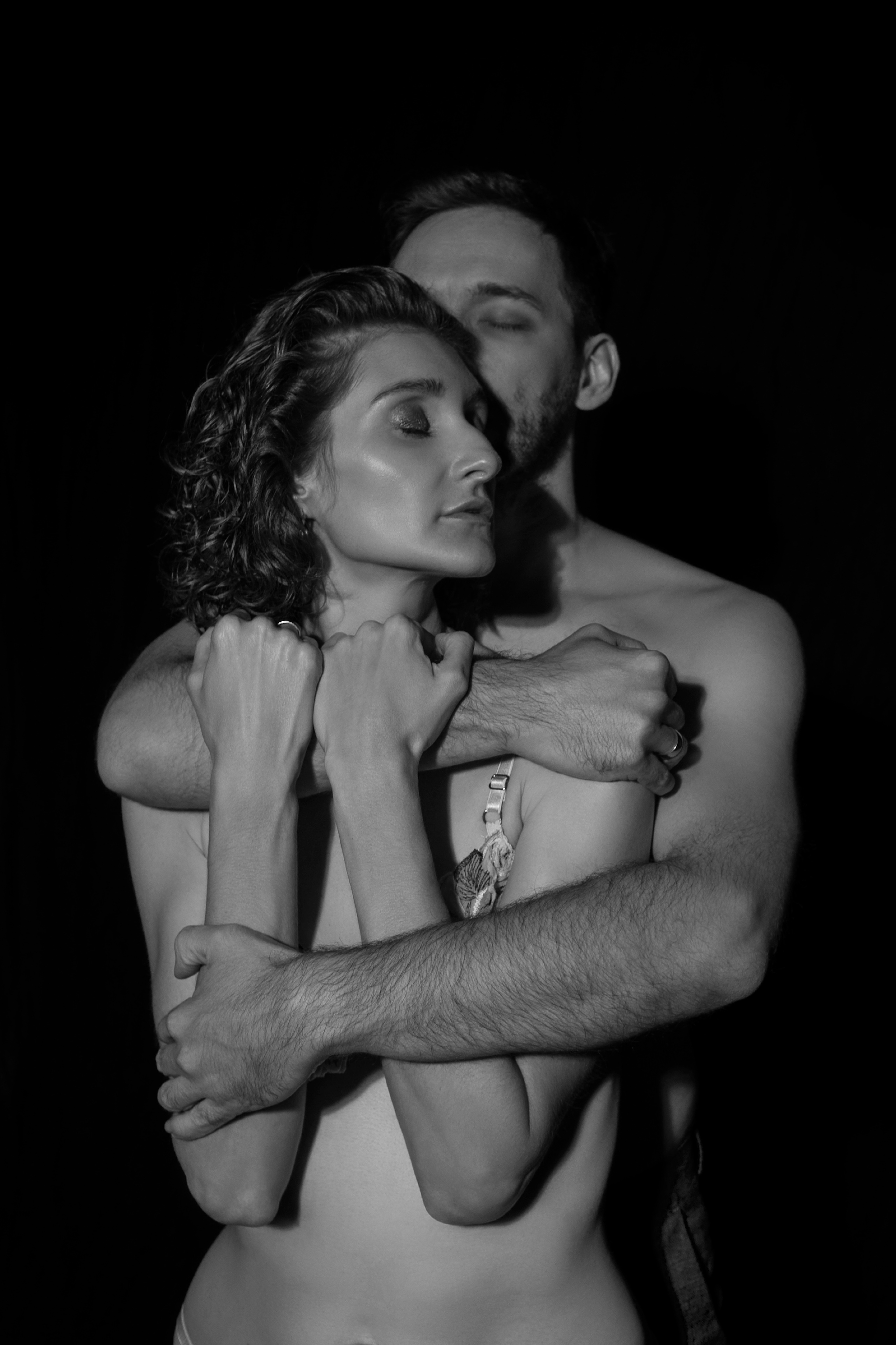 ЧБ грусть. Фотограф Андрей Солод. Арзамас 2022