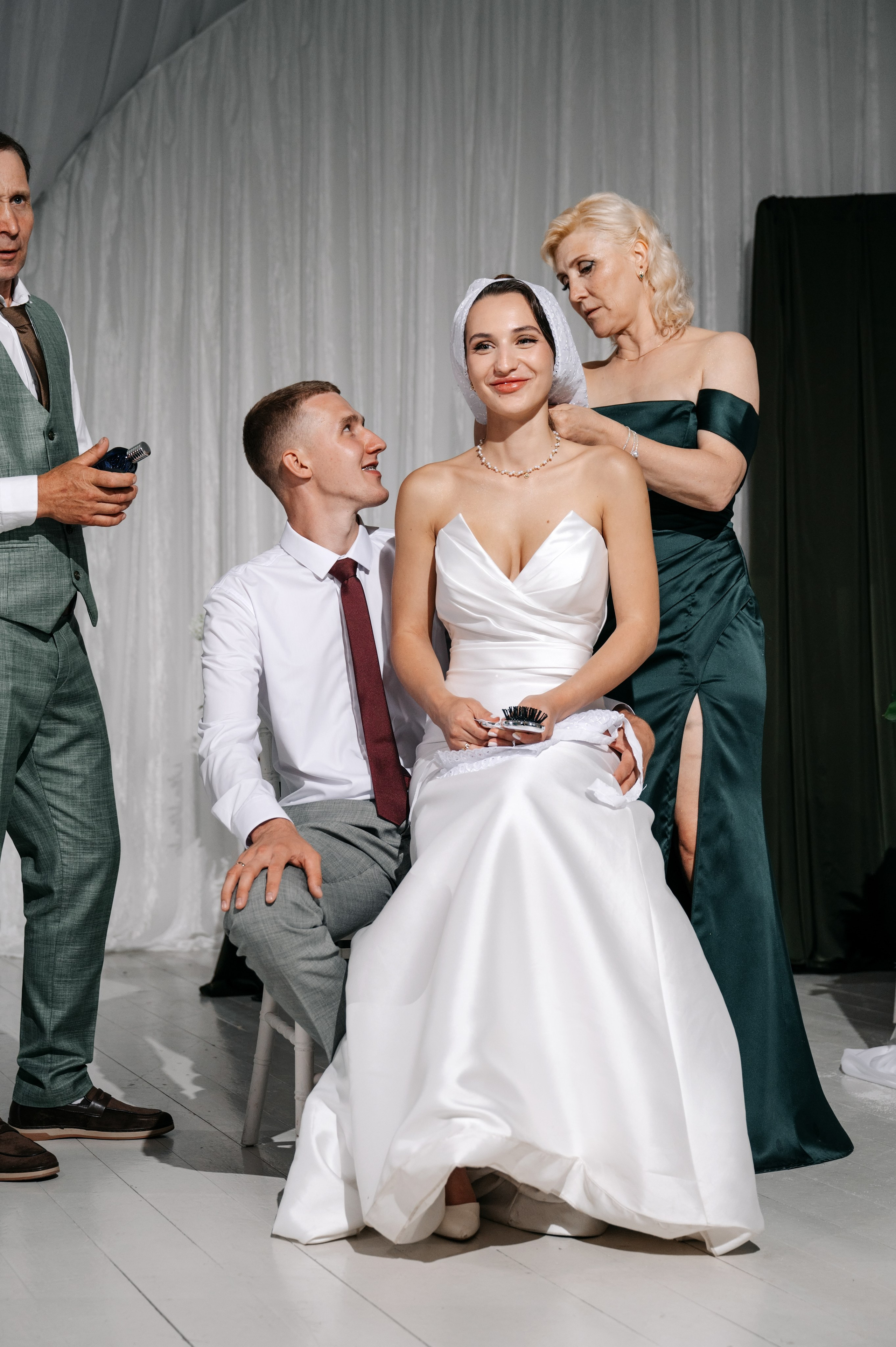 Свадьба в Гребнево в Трубецком. Свадебный и семейный фотограф Виктория Носачёва. Щелково, Москва и МО