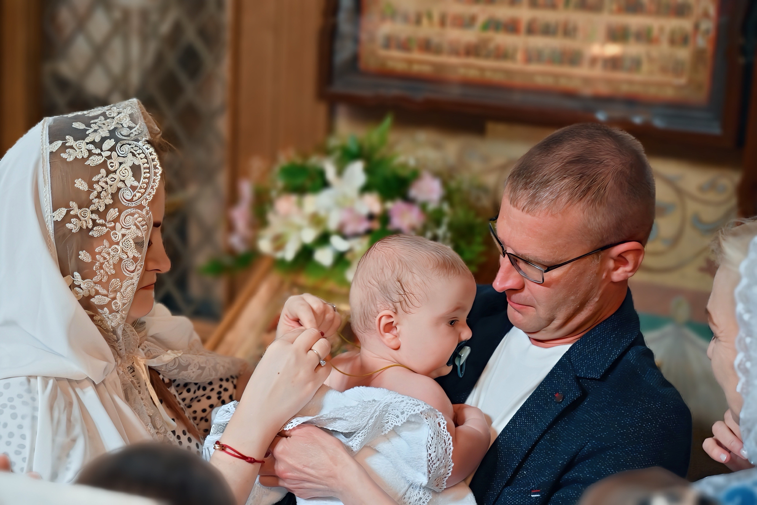 Крещение мама Лилия. Семейный и детский фотограф Москва