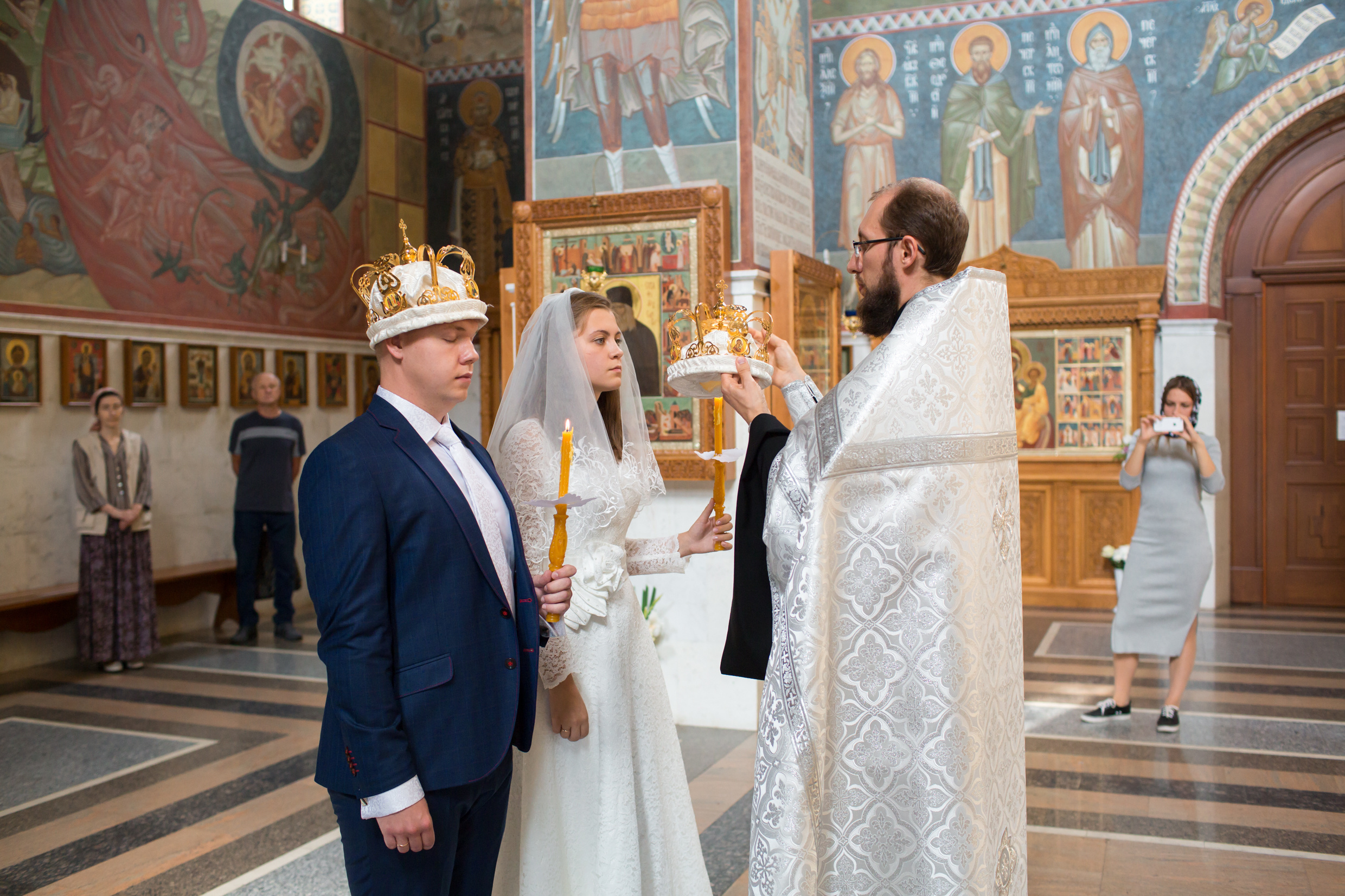Фотограф на венчание и крещение в Королеве. Свадебный и репортажный фотограф (Москва, Королев и другие)