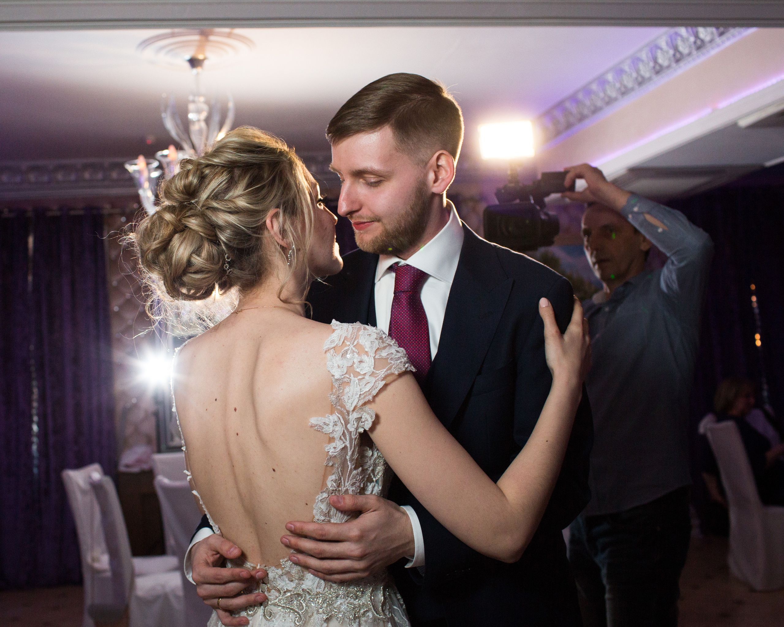 Анастасия и Вячеслав, ЗАГС ВДНХ, прогулка в усадьбе Ботанический сад. Свадебный и репортажный фотограф (Москва, Королев и другие)