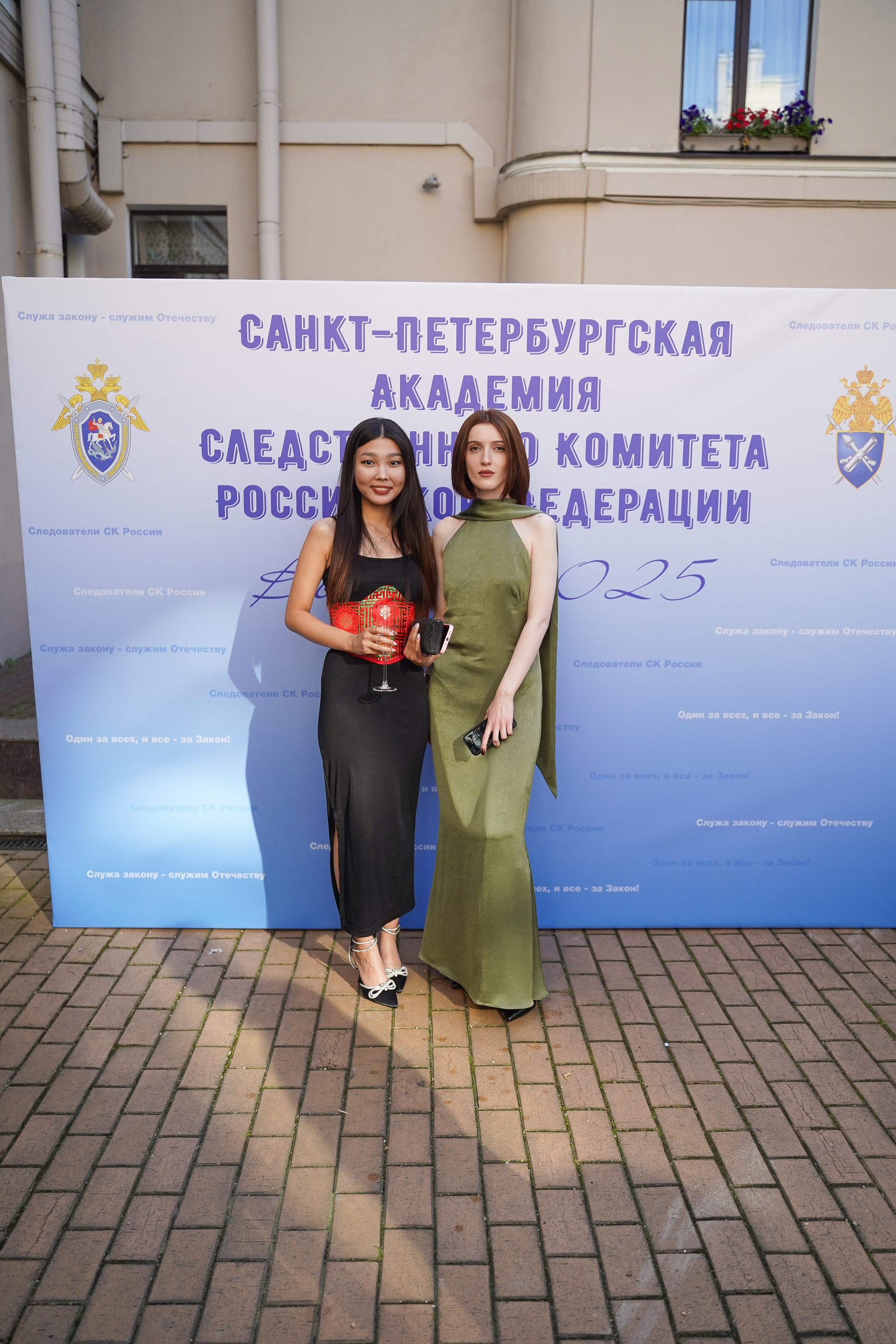 Выпускные. Репортажный фотограф и видеограф в Санкт-Петербурге