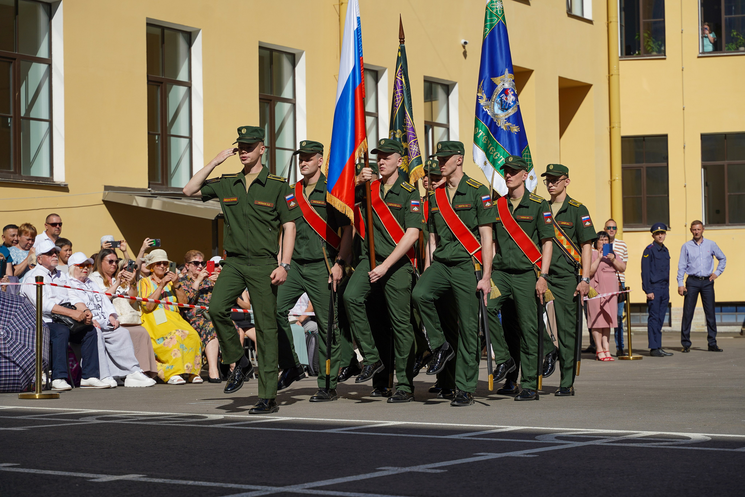 Выпускные. Репортажный фотограф и видеограф в Санкт-Петербурге
