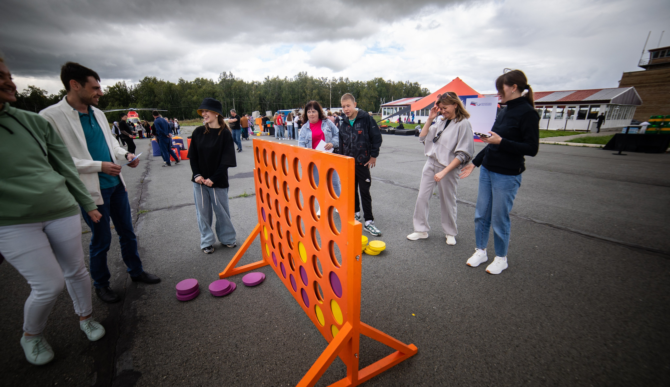 УЗСТ- Корпоративный тимбилдинг на аэродроме. Репортажный и свадебный фотограф в Челябинске Елисеев Павел