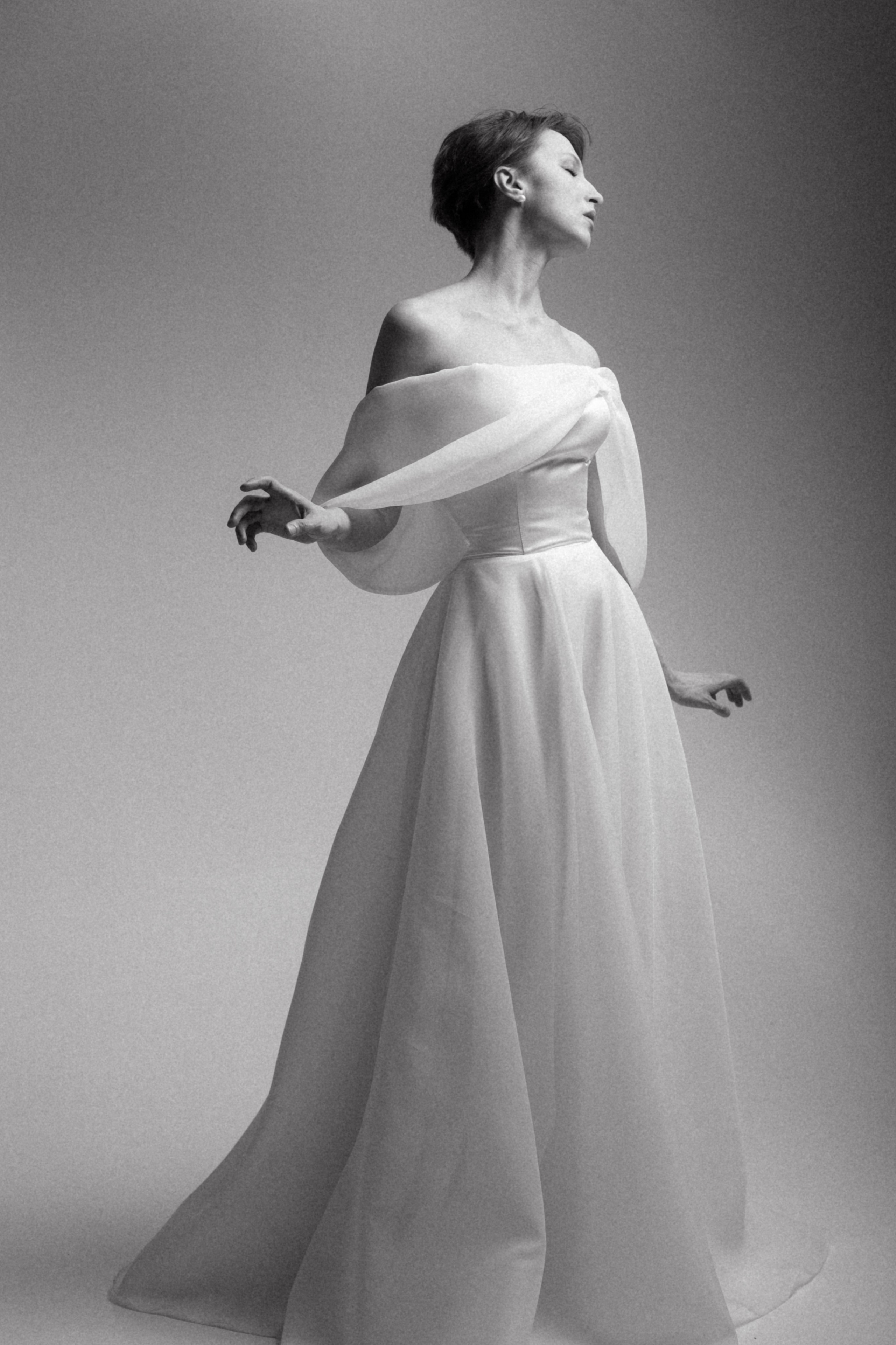 Наиви. Свадебный салон-ателье Бонжур в Минске Bonjour