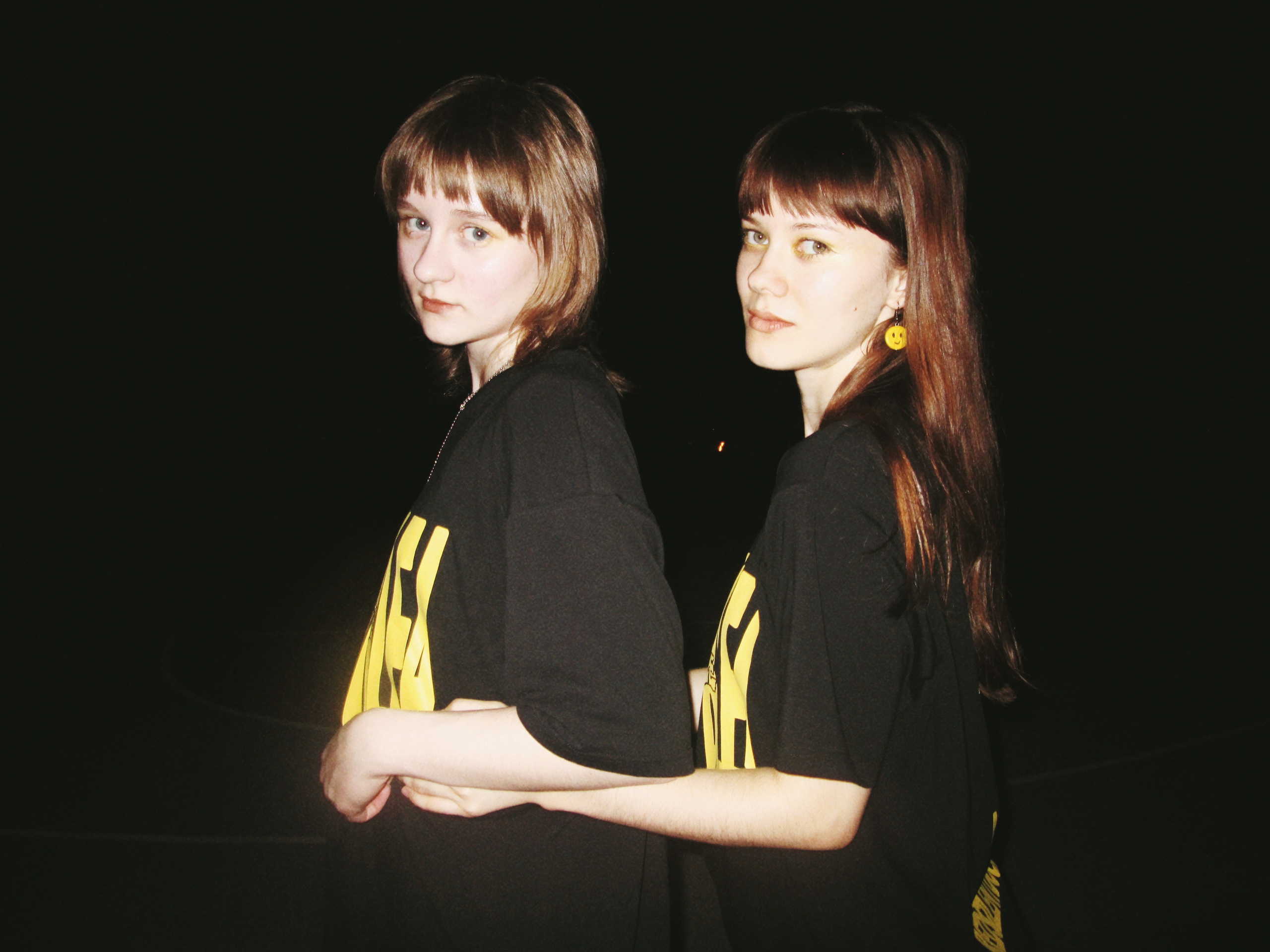 Съемка мерча MASHUPBLE. Концертный и портретный фотограф в Москве Соня Спросонья