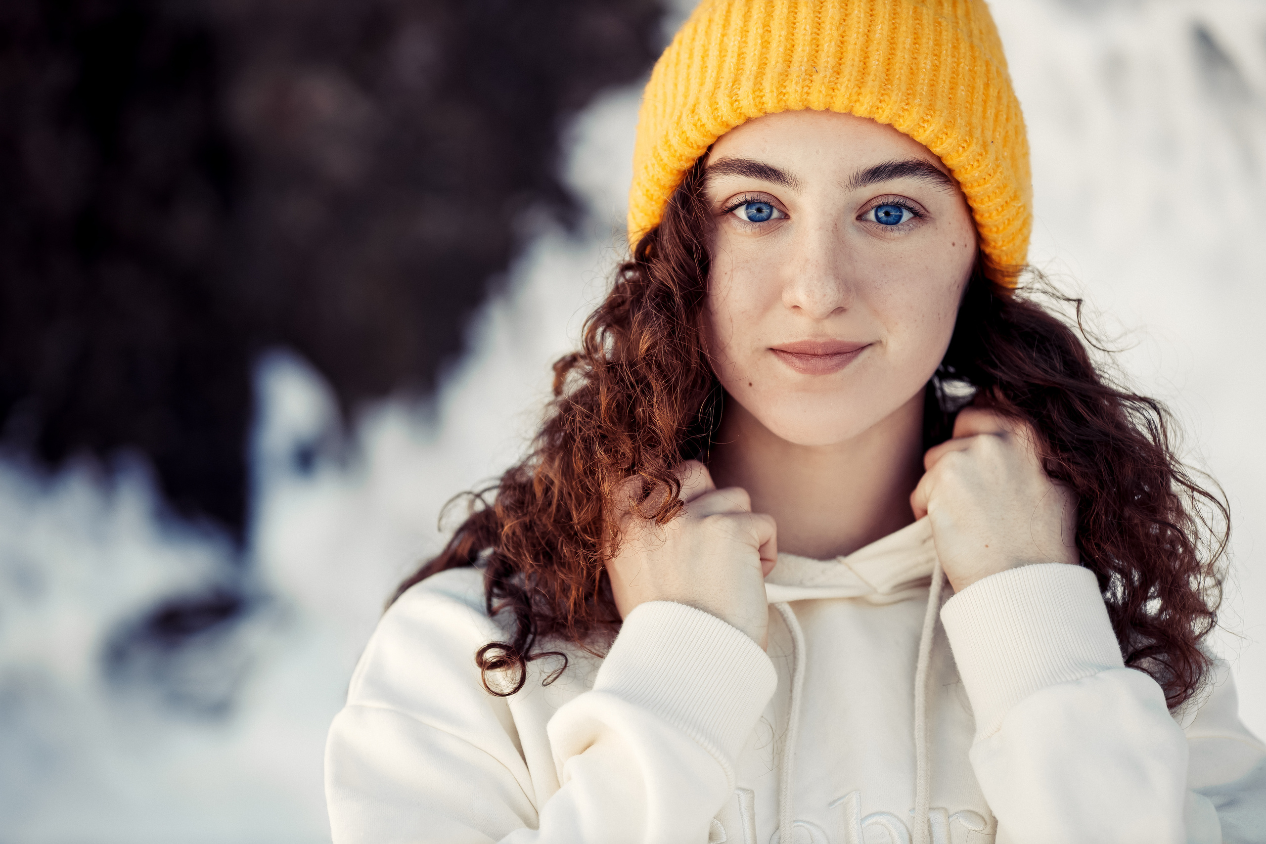 Портретный фотограф, Славянка