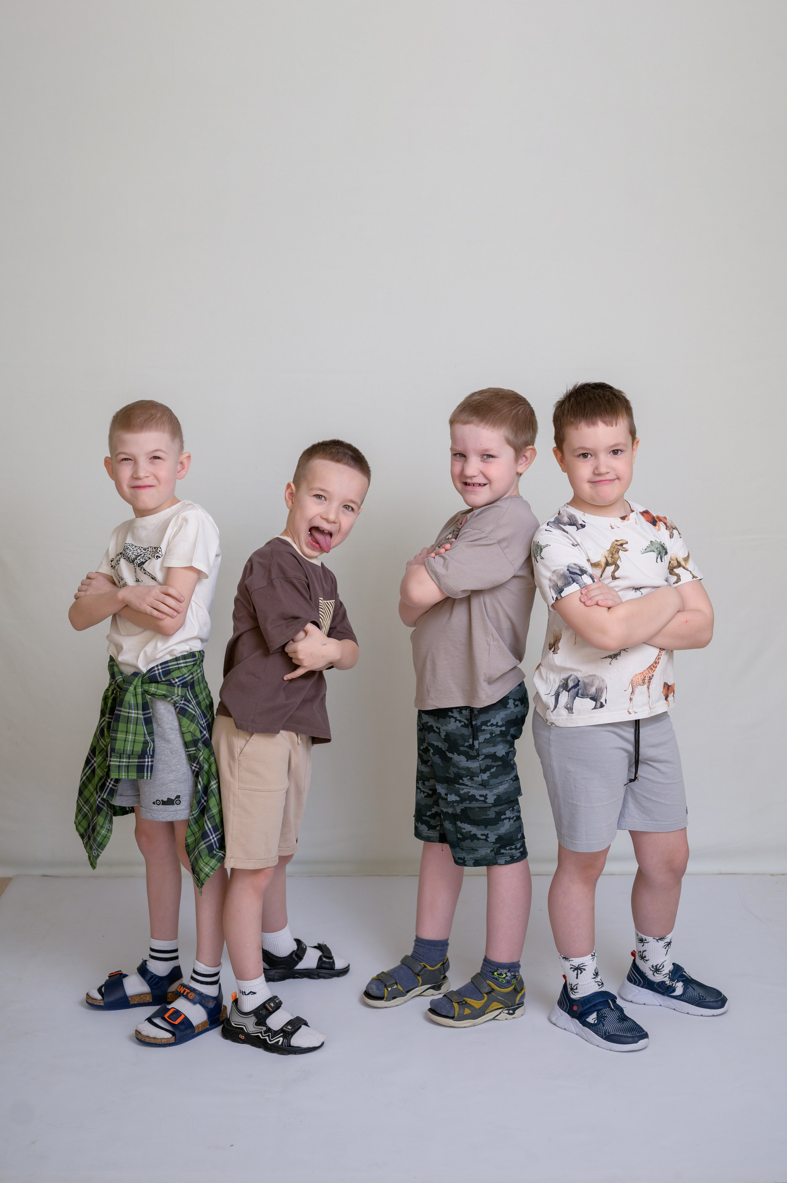 Д/с№ 3к3 группа «Фантазёры» (индивидуальный дизайн) + рисунки детей. Фотограф новорожденных, семейный детский в Тюмени Татьяна Морозова