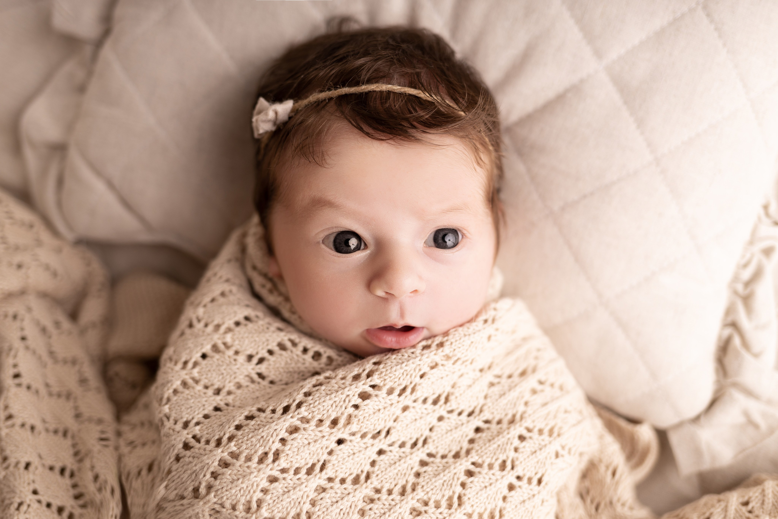 Newborn съемка в стиле Лайф. Фотограф новорожденных малышей в Омске и Омской области Эльвира Камаева