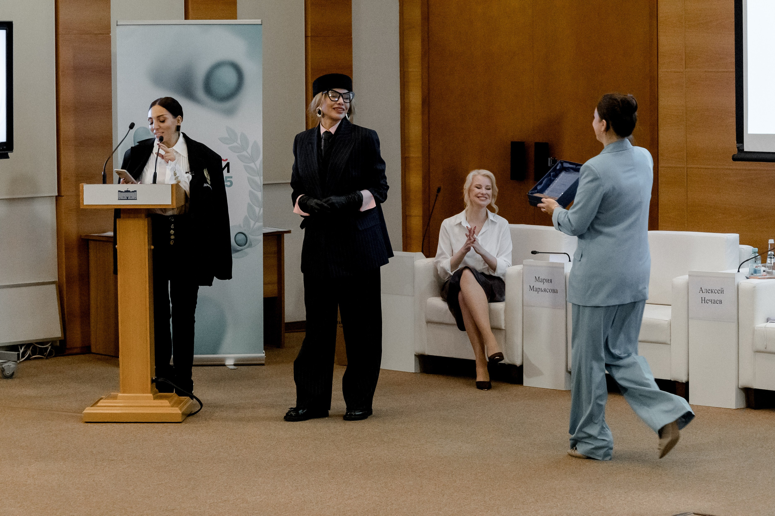 ГОСДУМА «Этичный Блог 2025г». Свадебный/Портретный фотограф снимаю в Москве