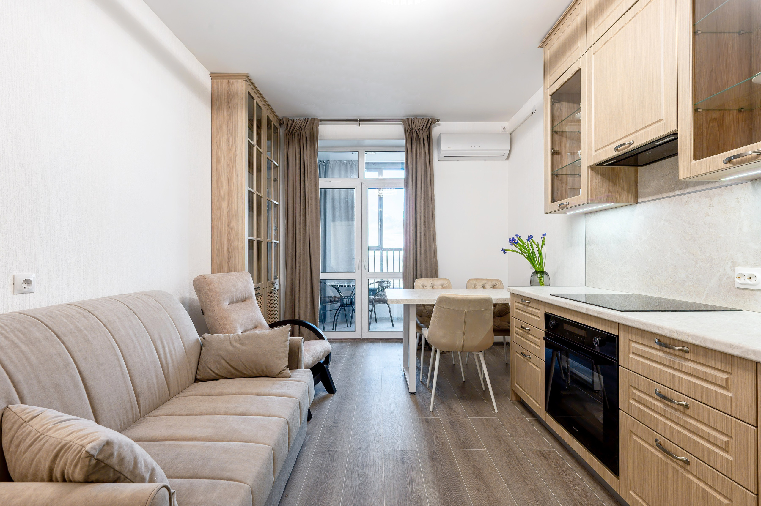 Квартира Огни Залива. Интерьерный фотограф. Фото- видеосъемка недвижимости Санкт-Петербург