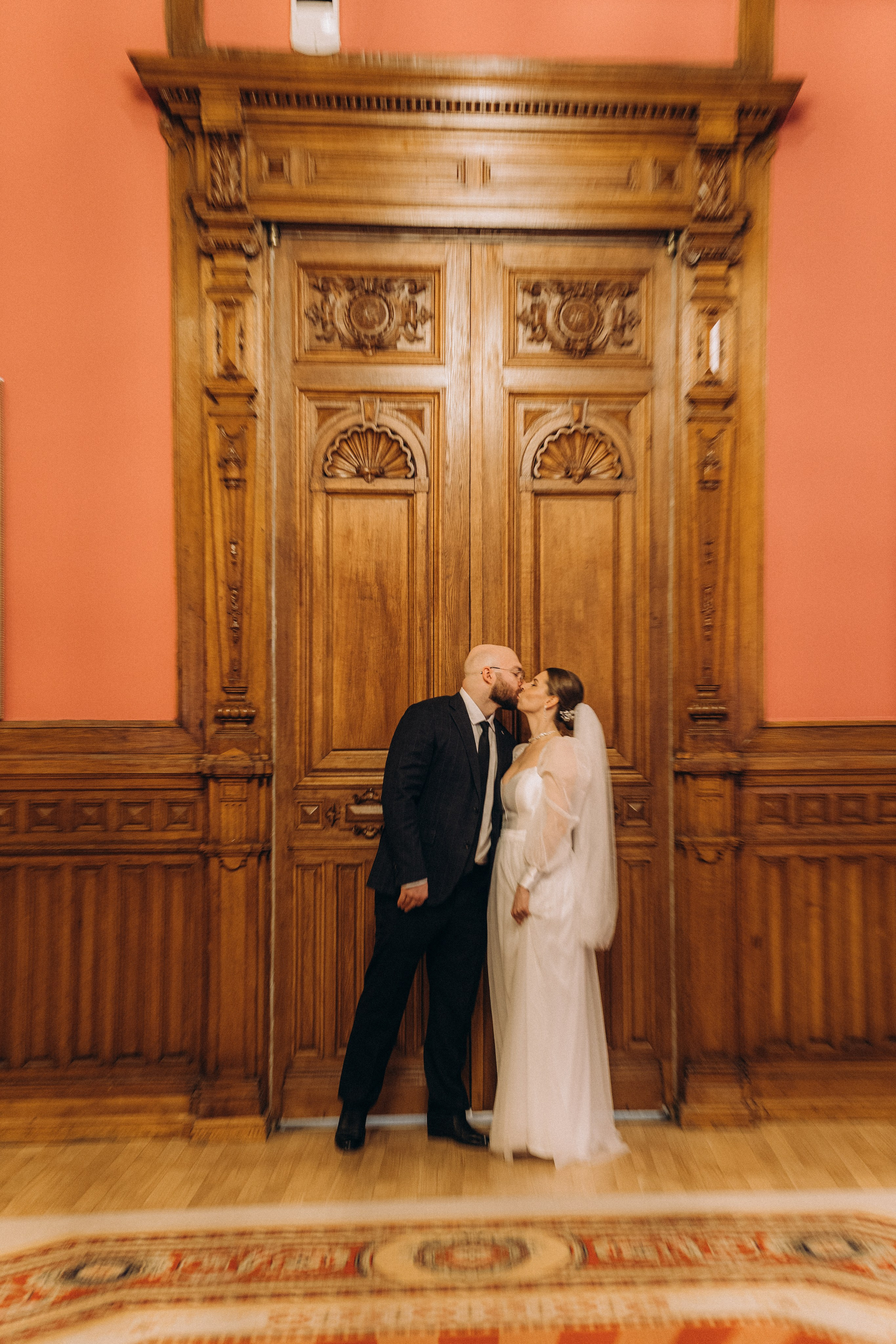 СВАДЕБНАЯ СЬЕМКА ВО ВТОРОМ ДВОРЦЕ (ДЕКАБРЬ) ТАКЖЕ СЬЕМКА В СТУДИИ НА ЧЕРНЫШЕВСКОЙ. Профессиональный фотограф, Санкт-Петербург — Виктория Богомолова