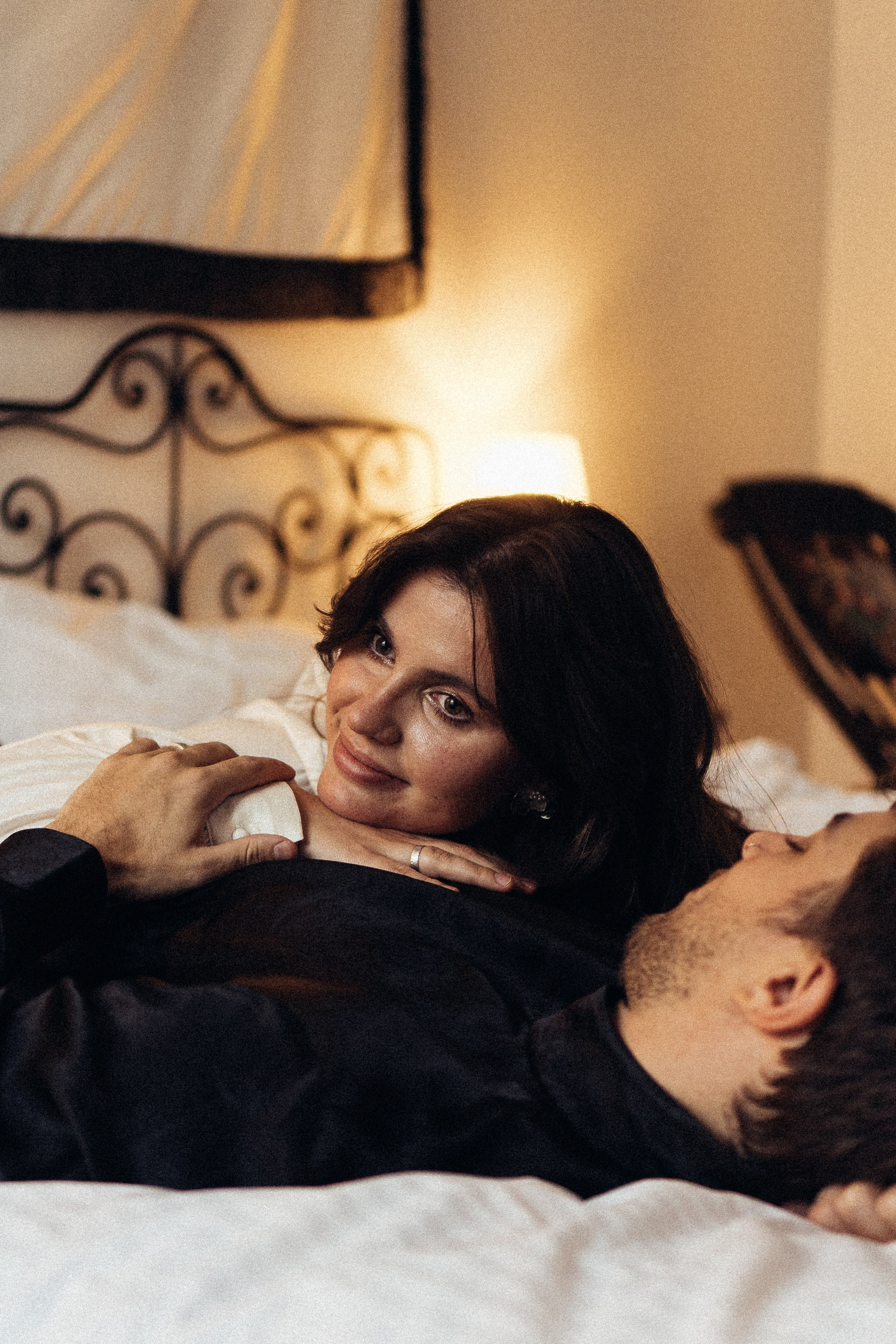 УТРО ЖЕНИХА И НЕВЕСТЫ В ПИТЕРСКОЙ КВАРТИРЕ И СЬЕМКА С СВАДЕБНЫХ ОБРАЗАХ. Профессиональный фотограф, Санкт-Петербург — Виктория Богомолова