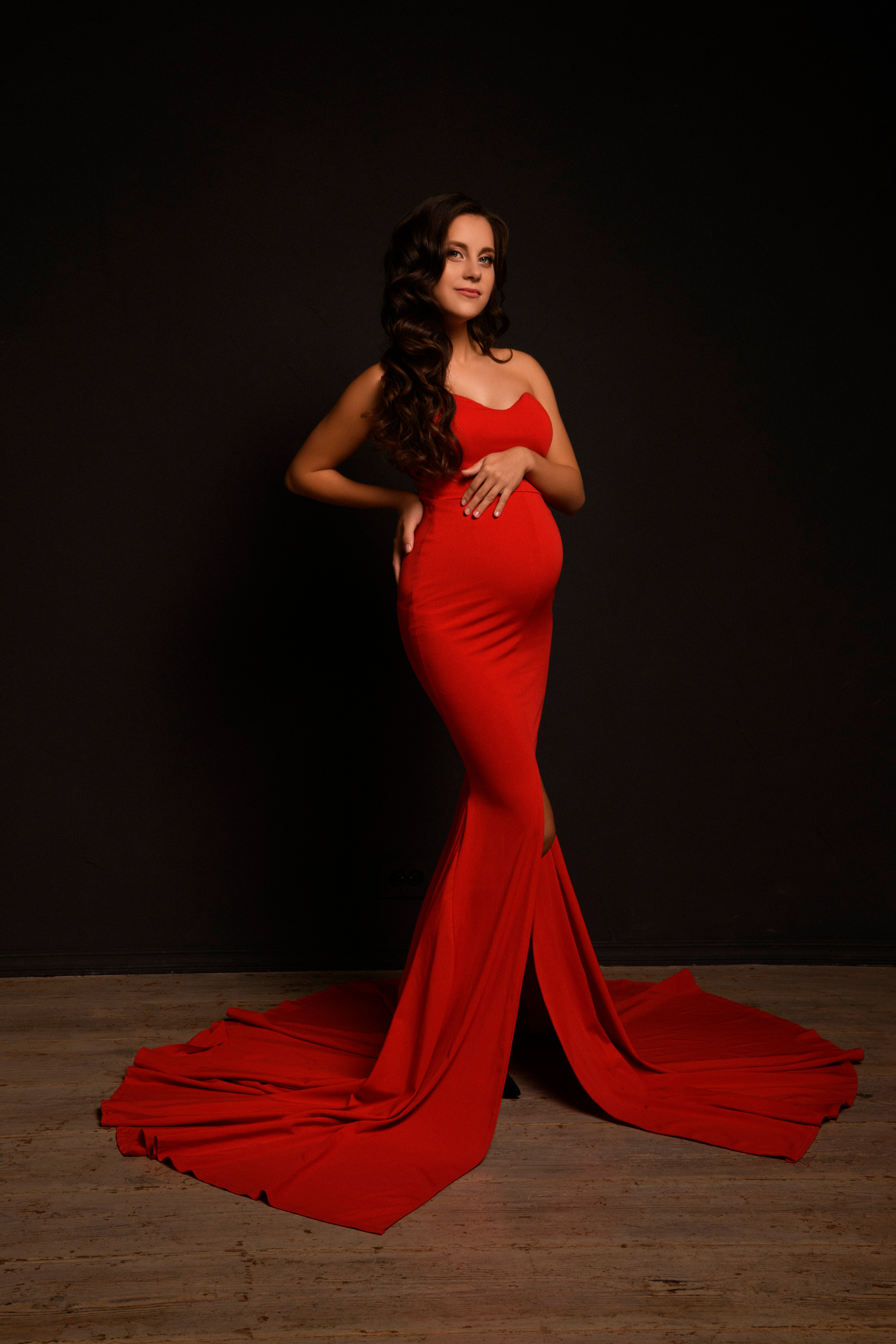 Кадры в тёмном ключе. Фотограф беременности в Крыму Бобкова Ирина