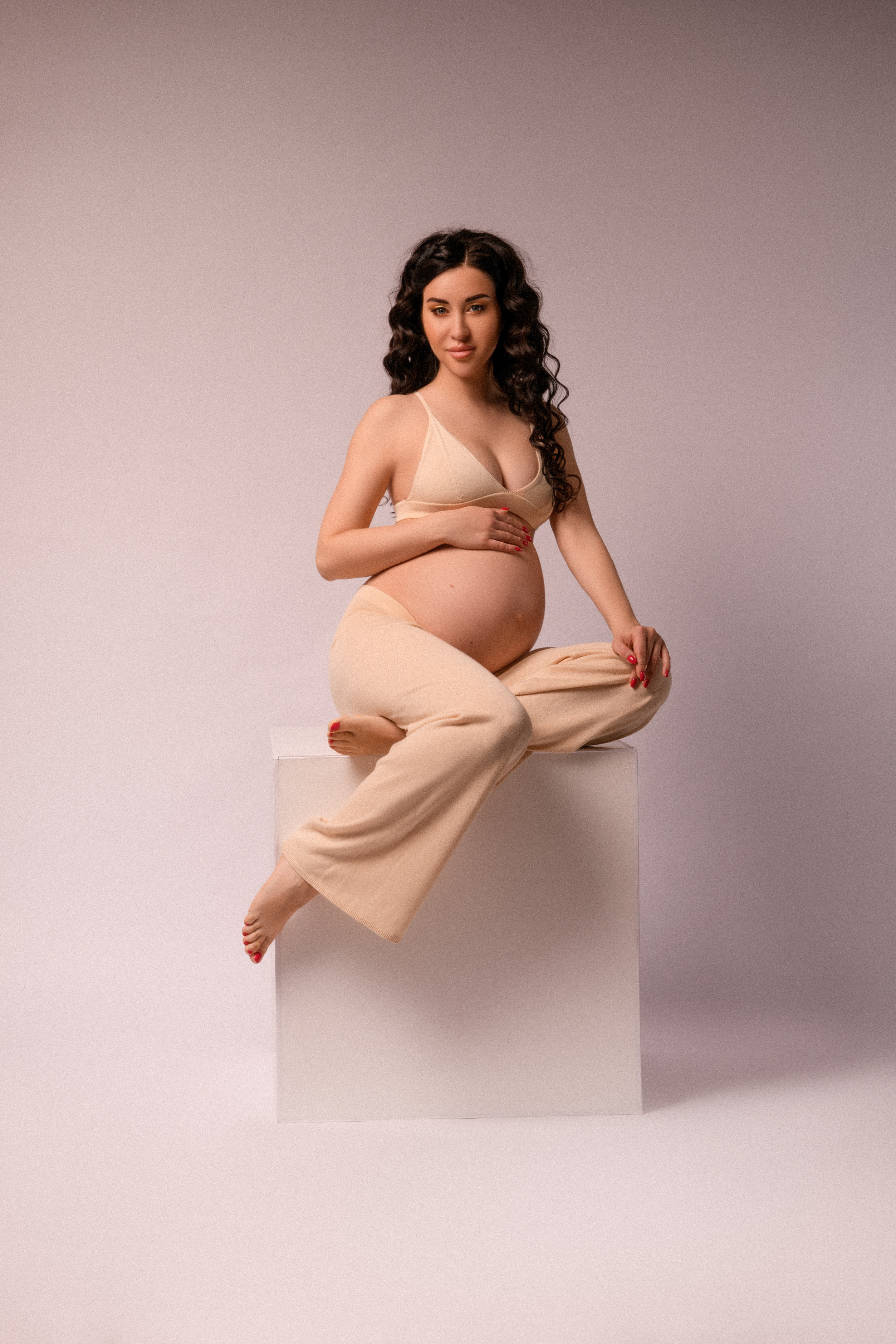 Кадры в светлом ключе. Фотограф беременности в Крыму Бобкова Ирина