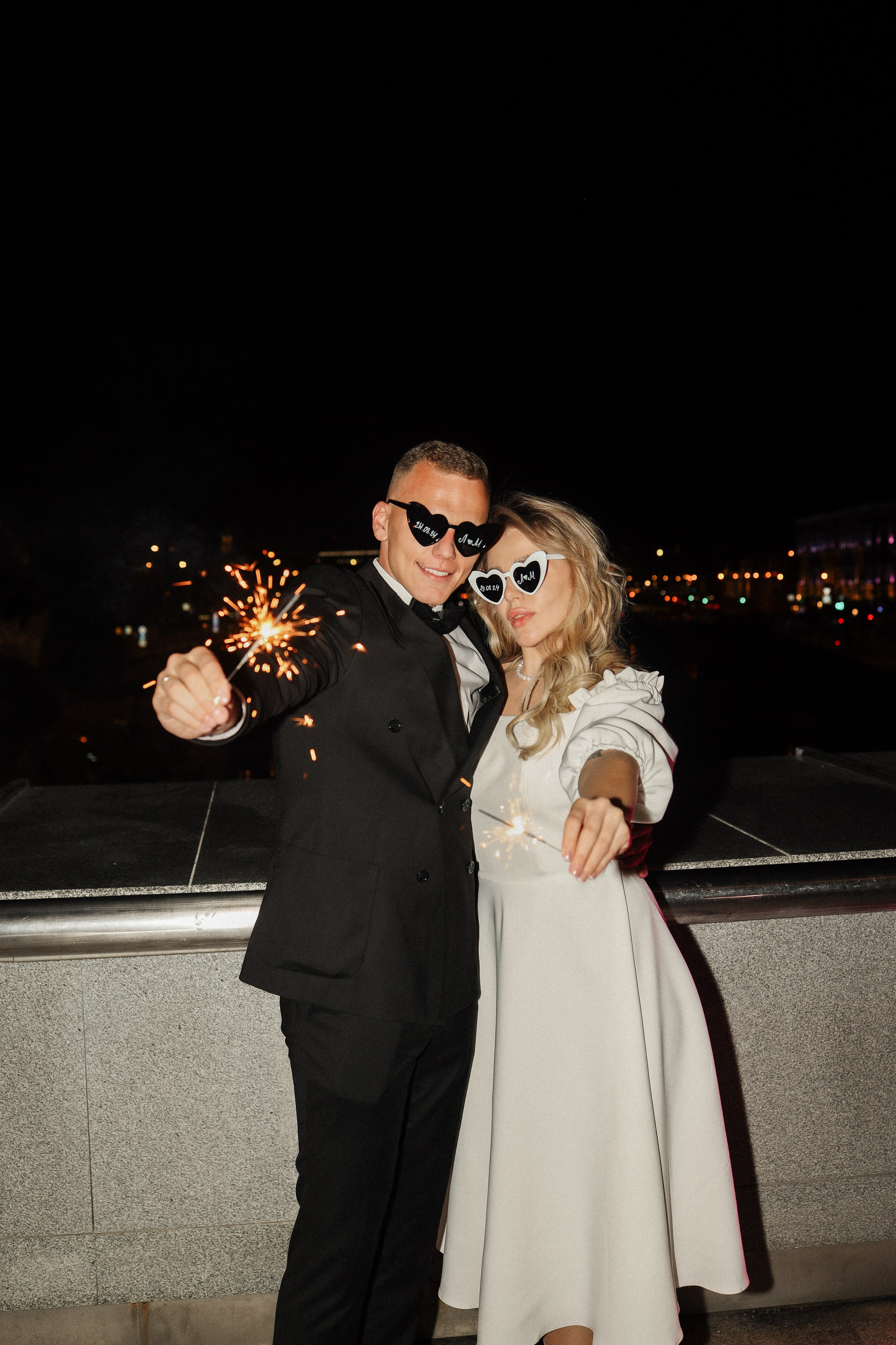 М. + Л.  Роспись в МФЦ, прогулка по ночной Москве. Семейный и lovestory фотограф в Москве Светлана Коняхина