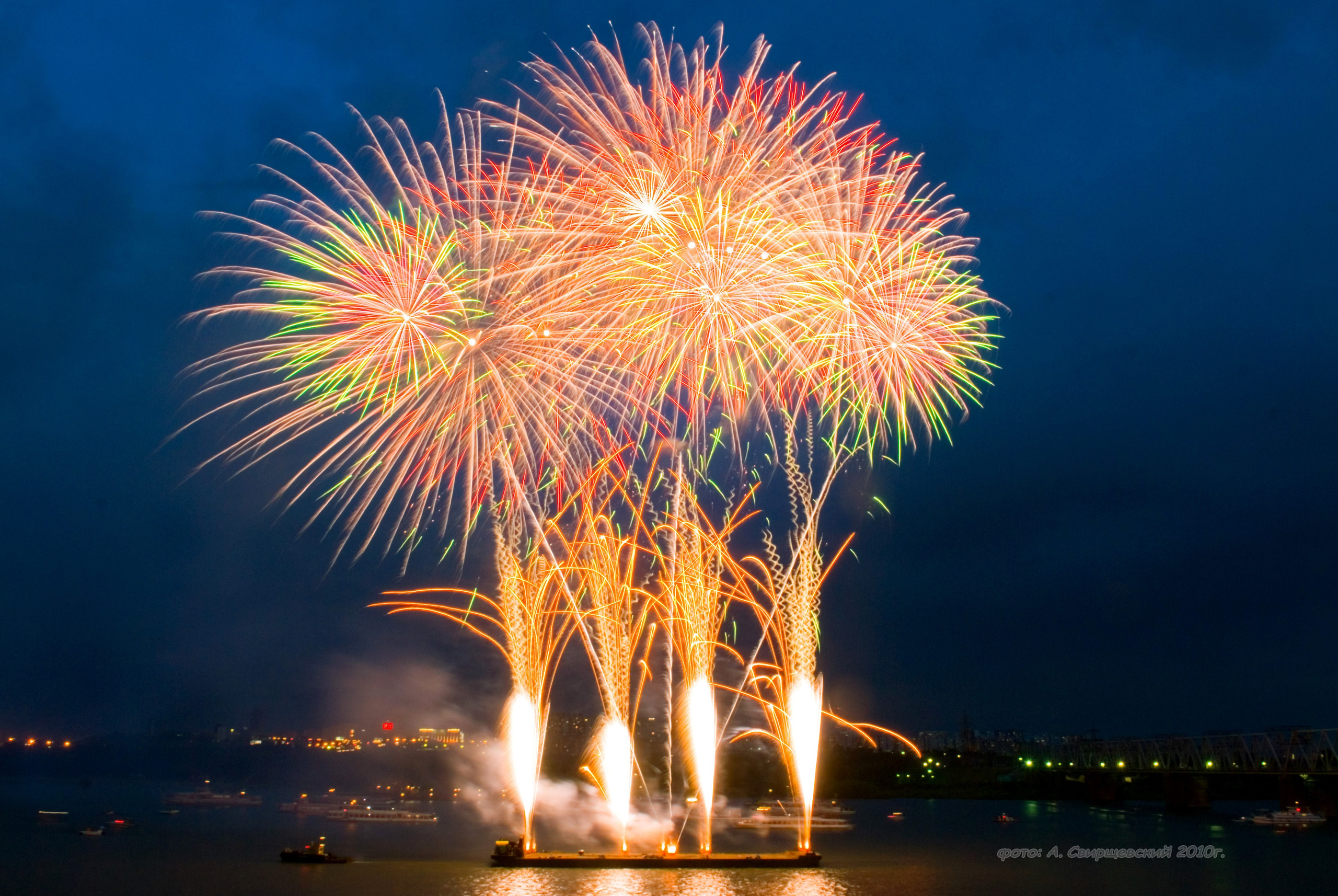 Город. Пейзаж. Природа. Салют. Репортажный и детский фотограф в Новосибирске