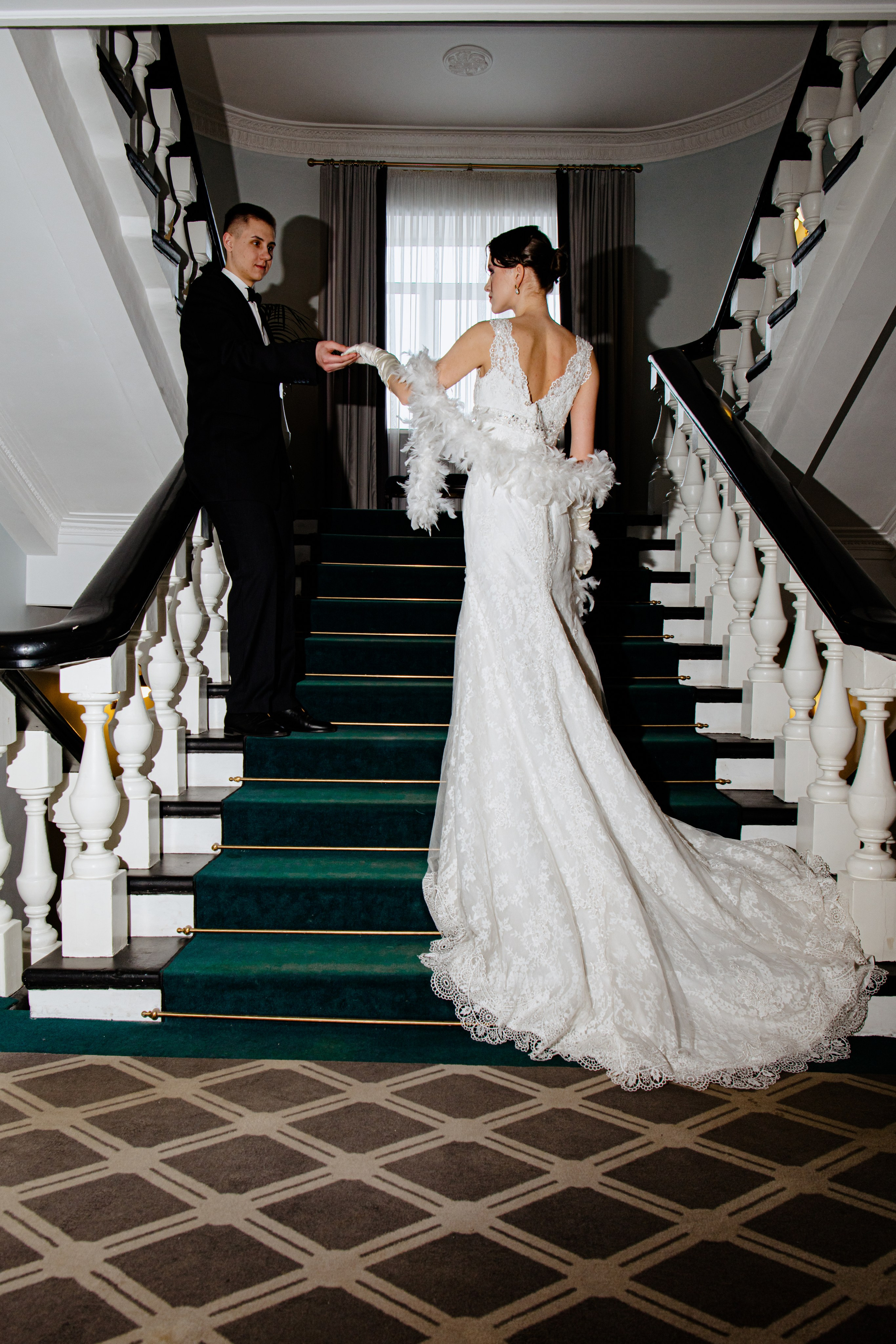 alt="Свадебная фотосессия в Барнауле. Свадебный фотограф Анна Глухова"