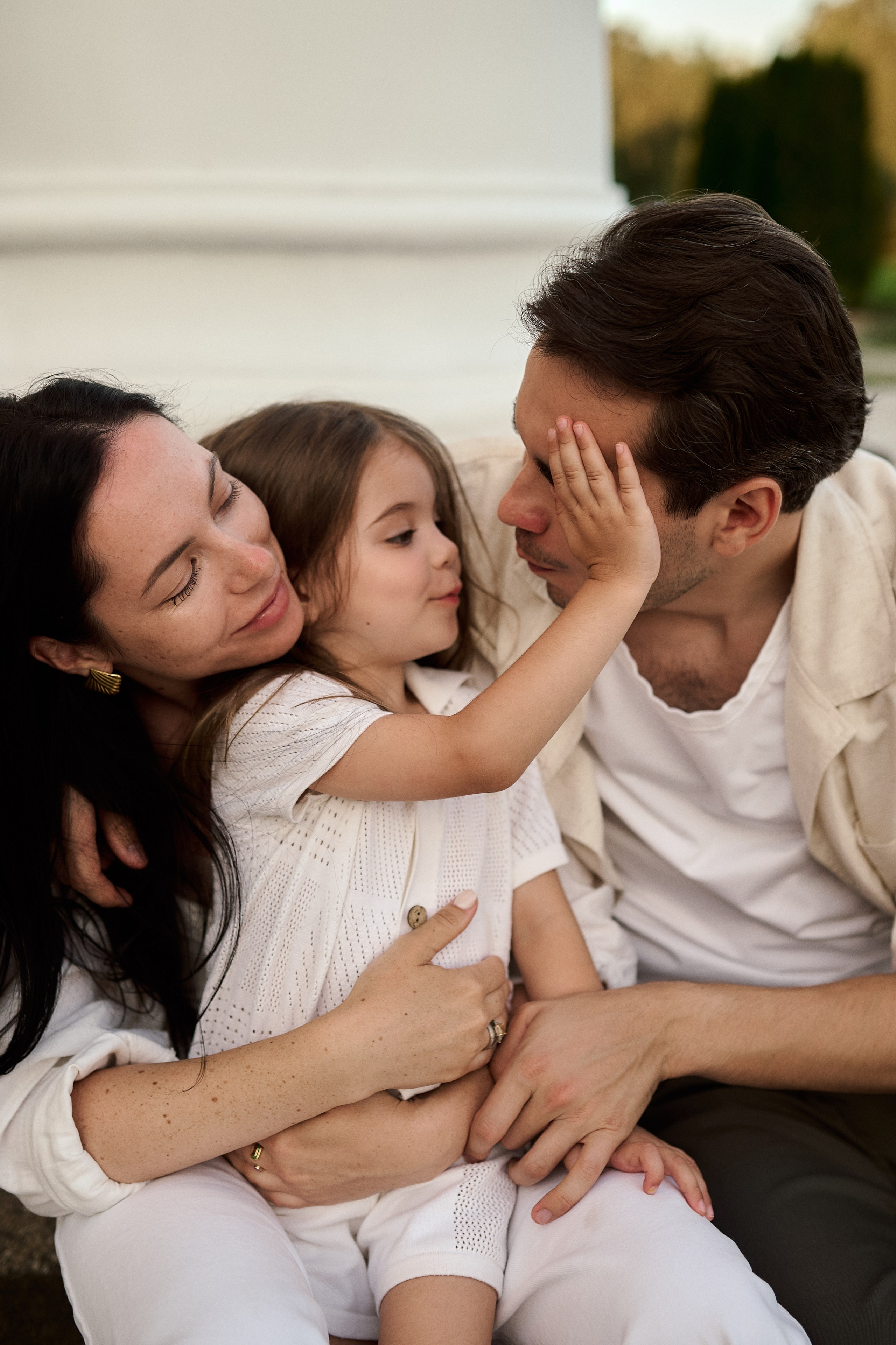 Рохус, Юля и Оливия в парке Останкино. Семейный и свадебный lifestyle-фотограф в Москве Мария Петрова