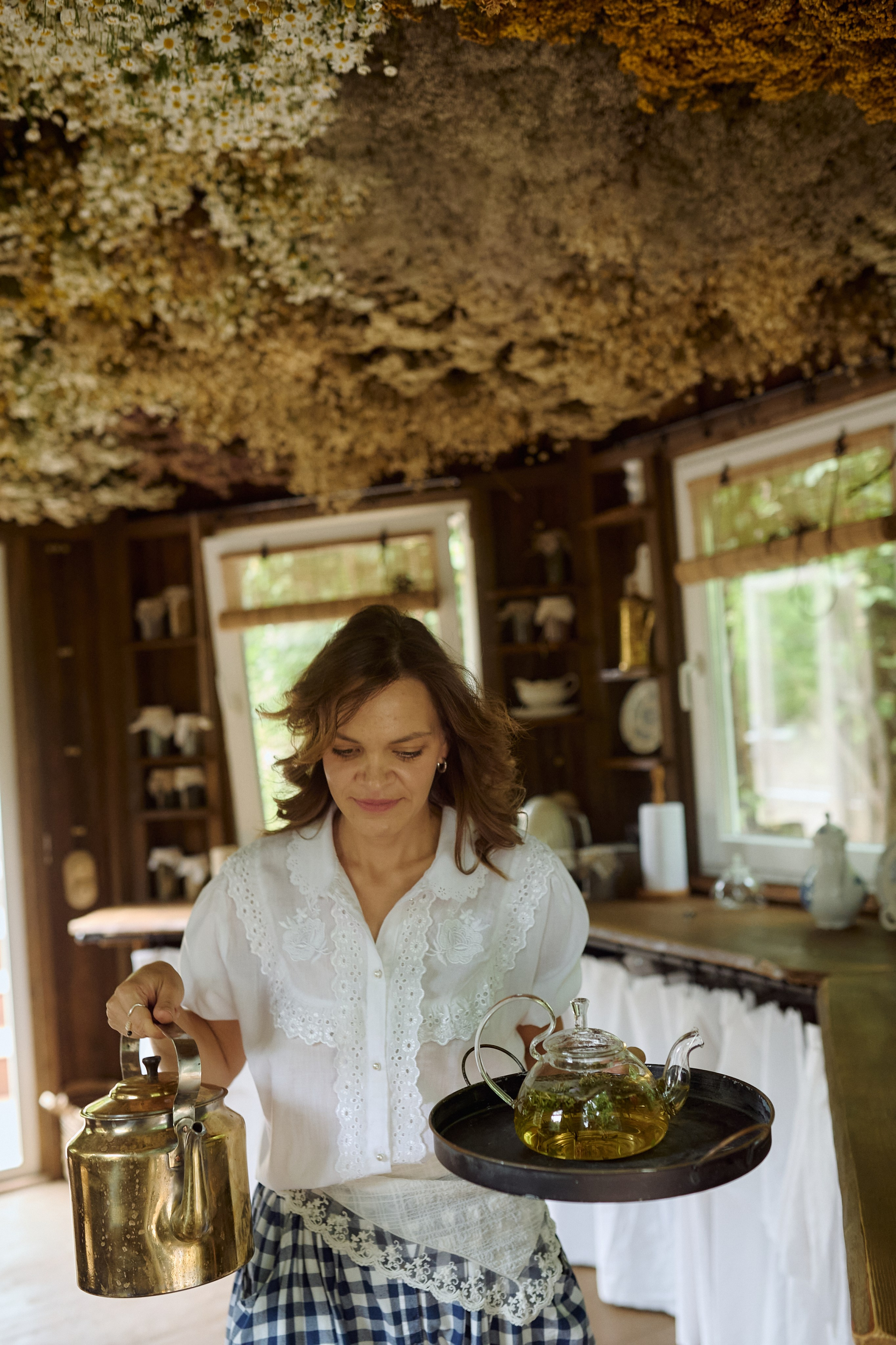 Алёна и Рада в Чайной. Семейный и свадебный lifestyle-фотограф в Москве Мария Петрова