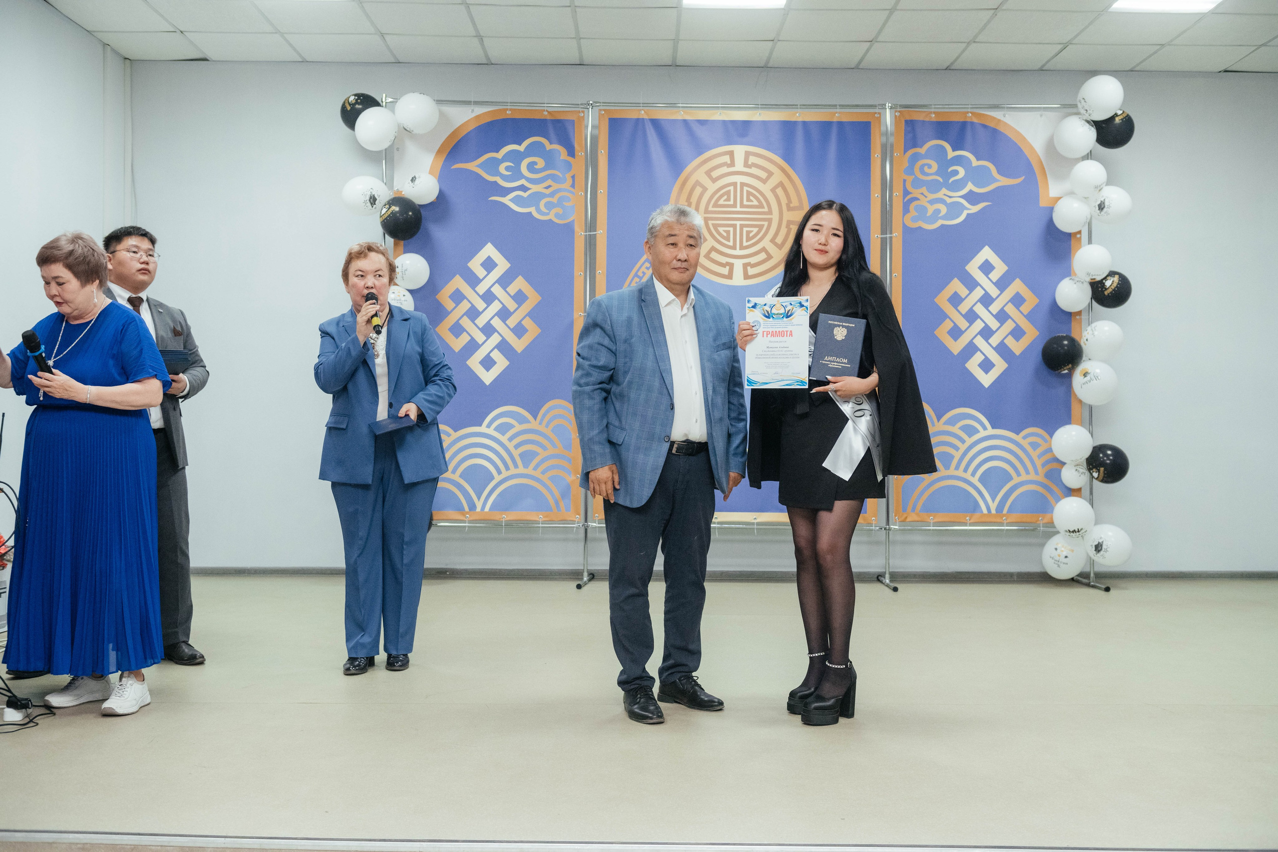 Выпускной Колледж традиционных искусств и народов Забайкалья. Фотограф Эллина Дар г. Улан-Удэ