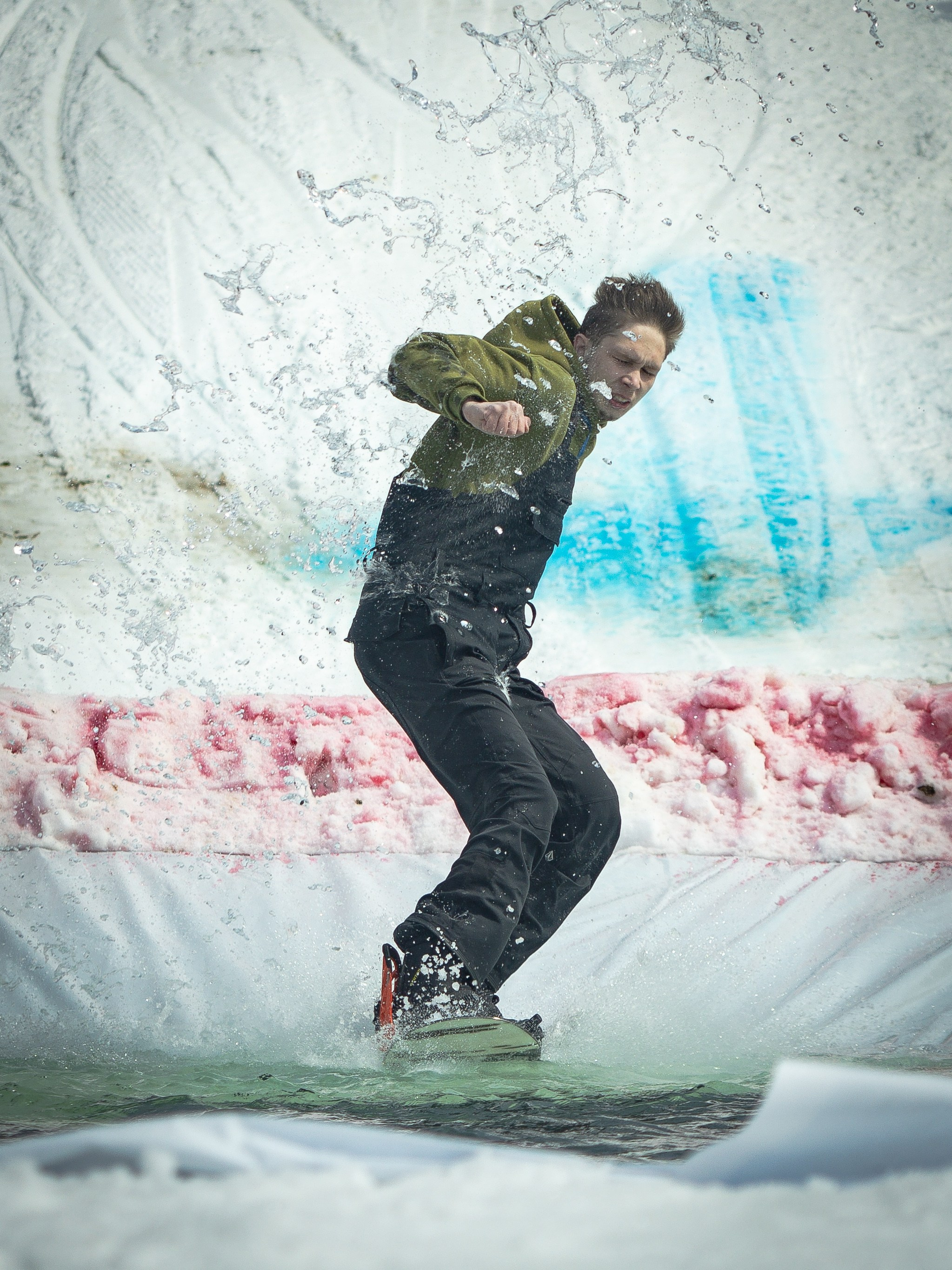 Снежный фестиваль 2025. Фотограф. г. Южно-Сахалинск. Олег Толстов