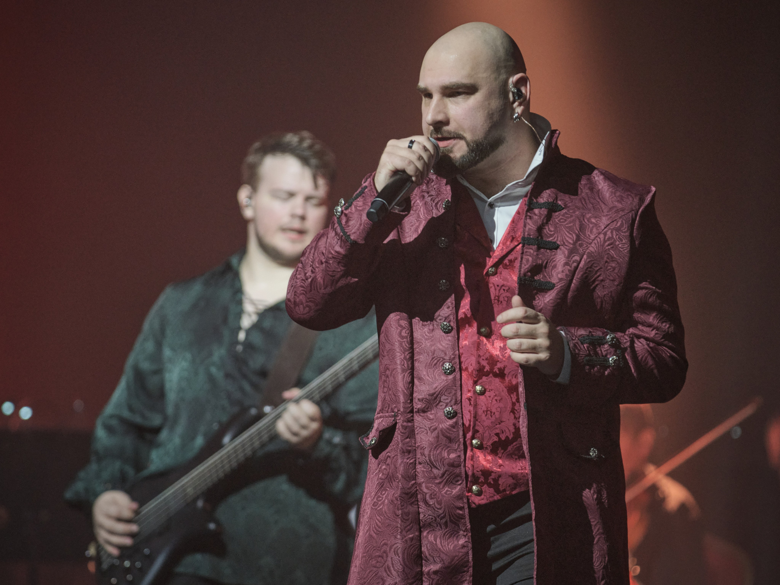 Saphath с симф.оркестром. Фотограф. г. Южно-Сахалинск. Олег Толстов