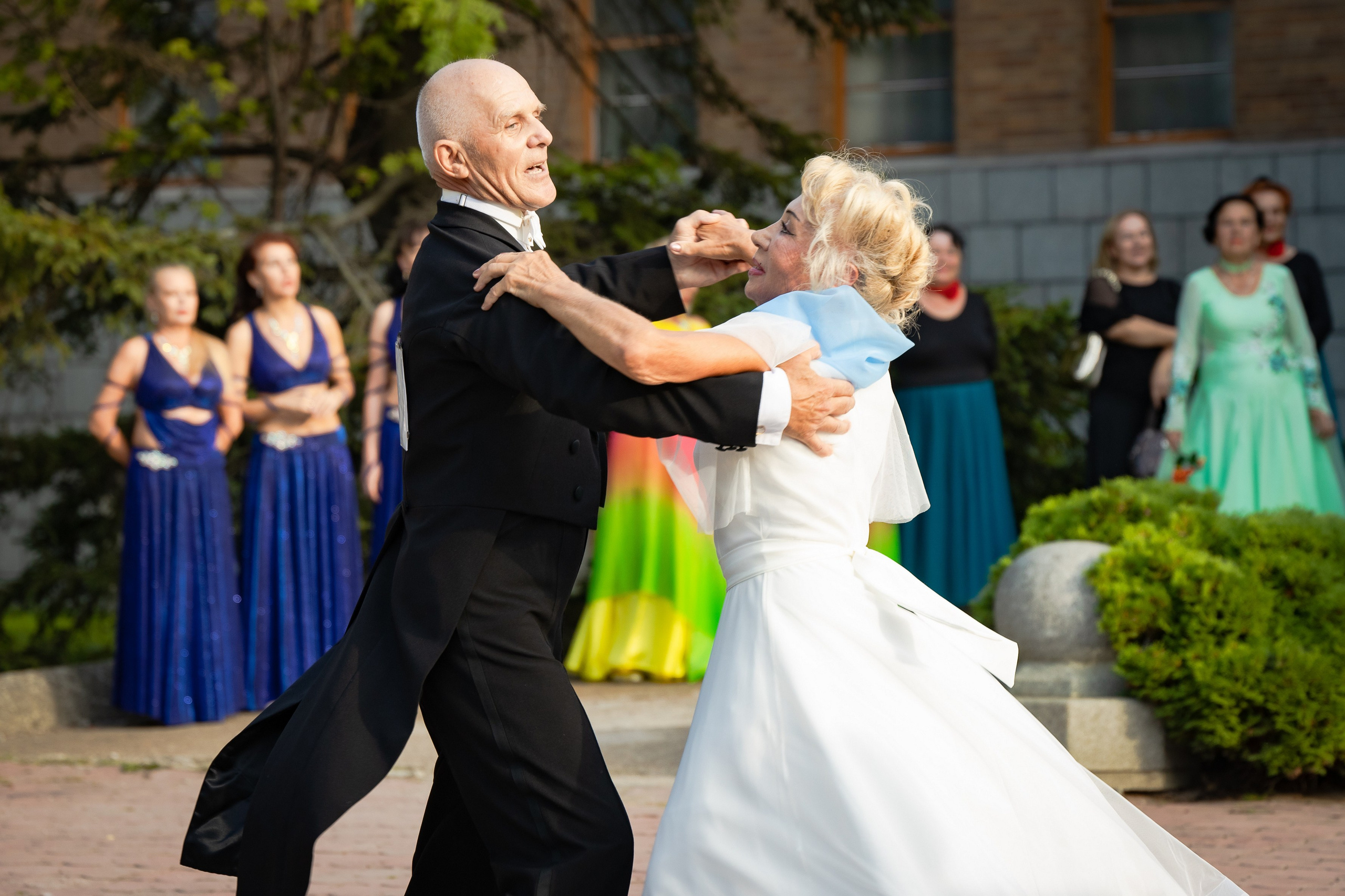 Сборник (фестивали, праздники, общ.мероприятия). Фотограф. г. Южно-Сахалинск. Олег Толстов