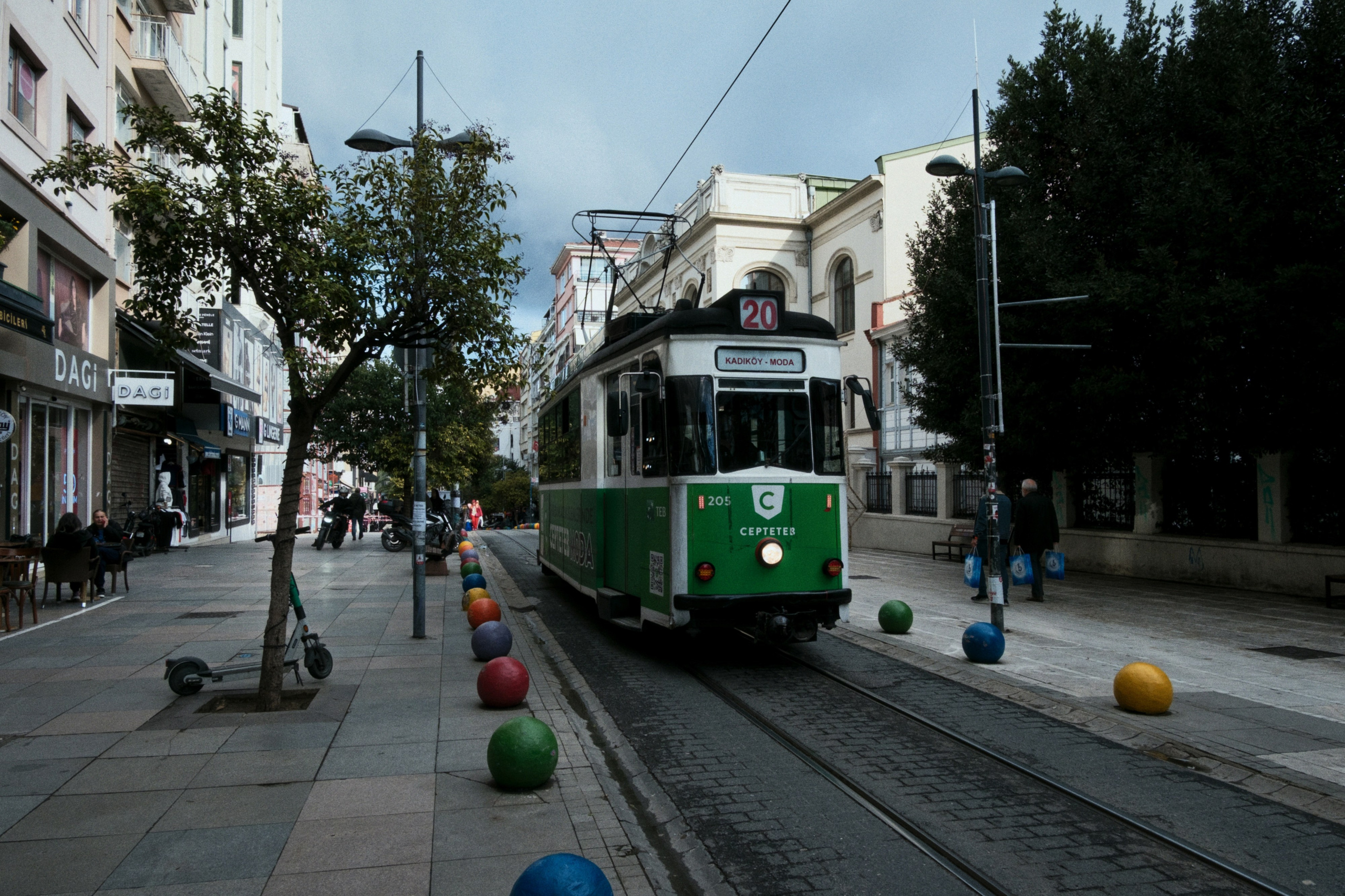 Kadikoy x Moda, Istanbul / Türkey AW25. Фотограф Юрин Евгений