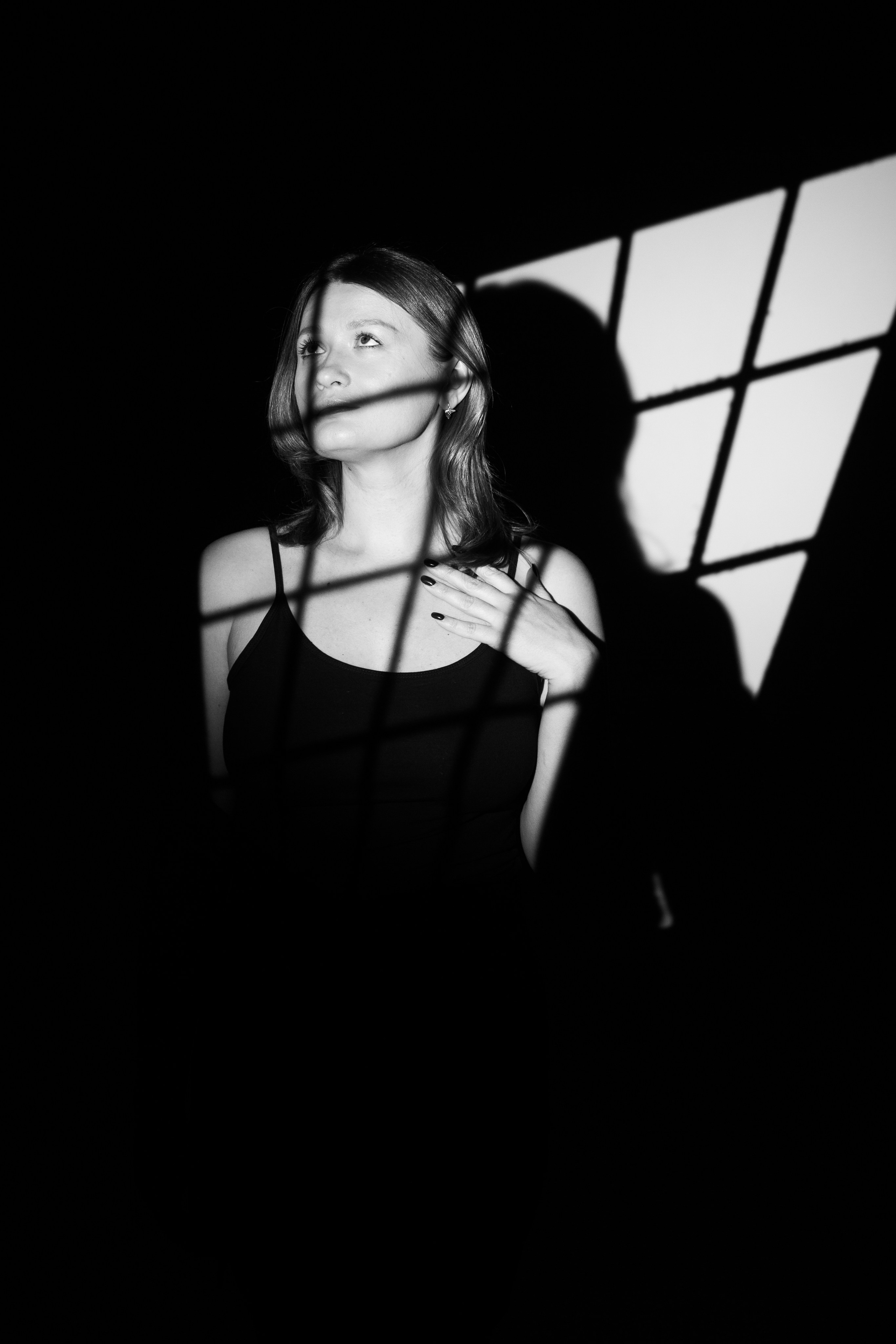 Даша и Оля (ч/б)