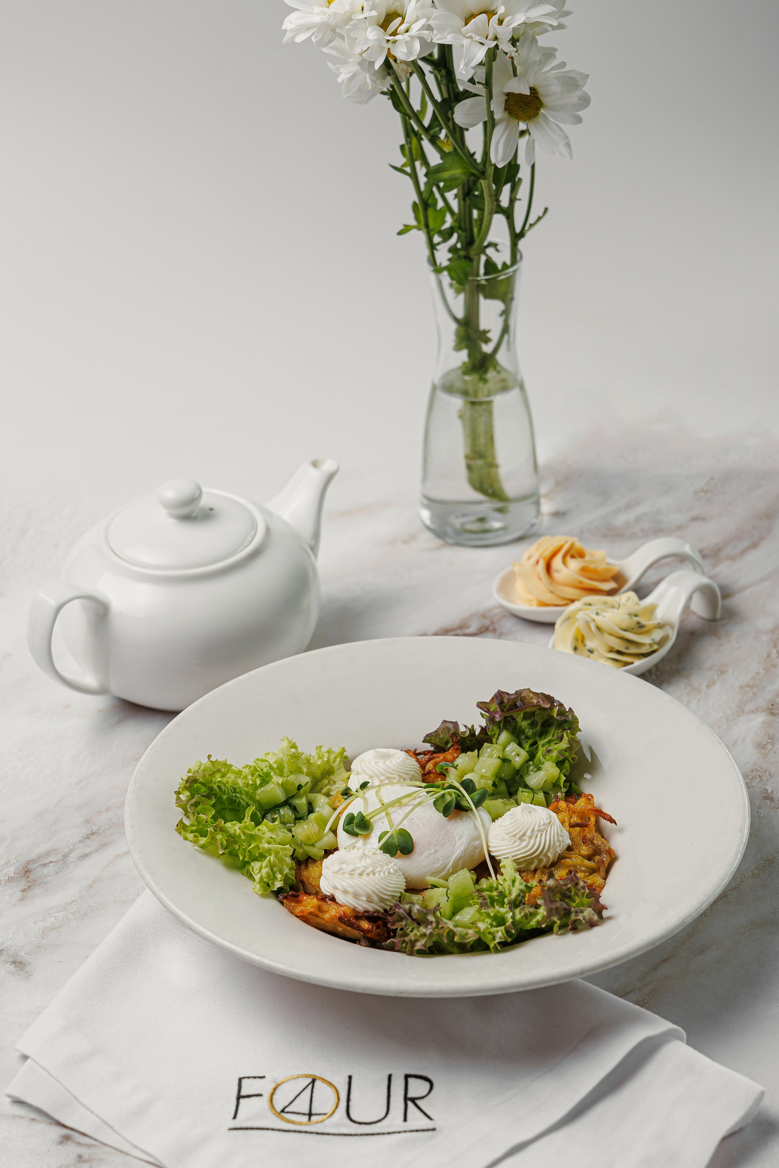 «FOUR». Фото и видео контент за одну съемку — Веретенников Егор