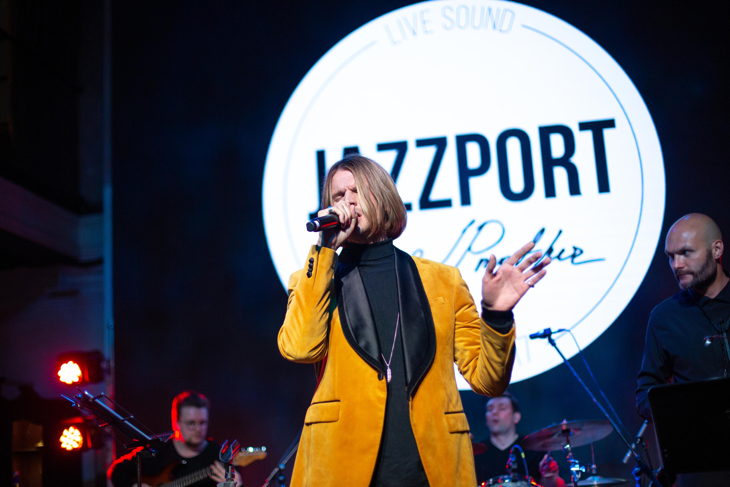 JAZZPORT June. Свадебный и семейный фотограф