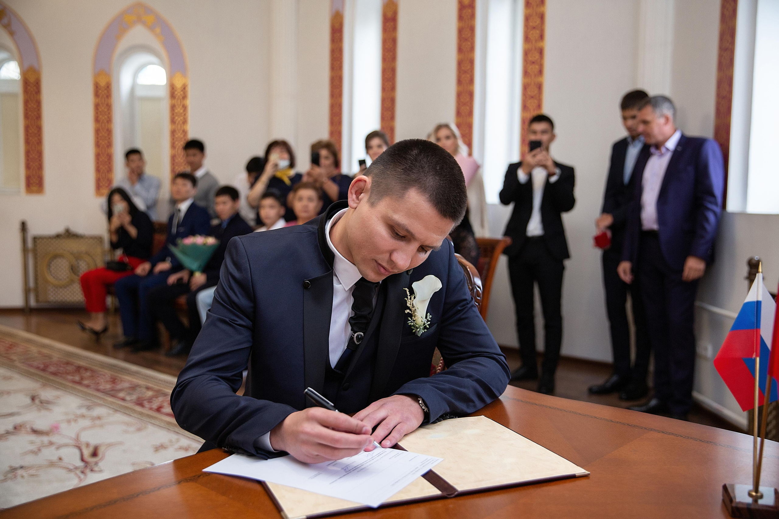 Гена и Айнара. Свадебный и семейный фотограф