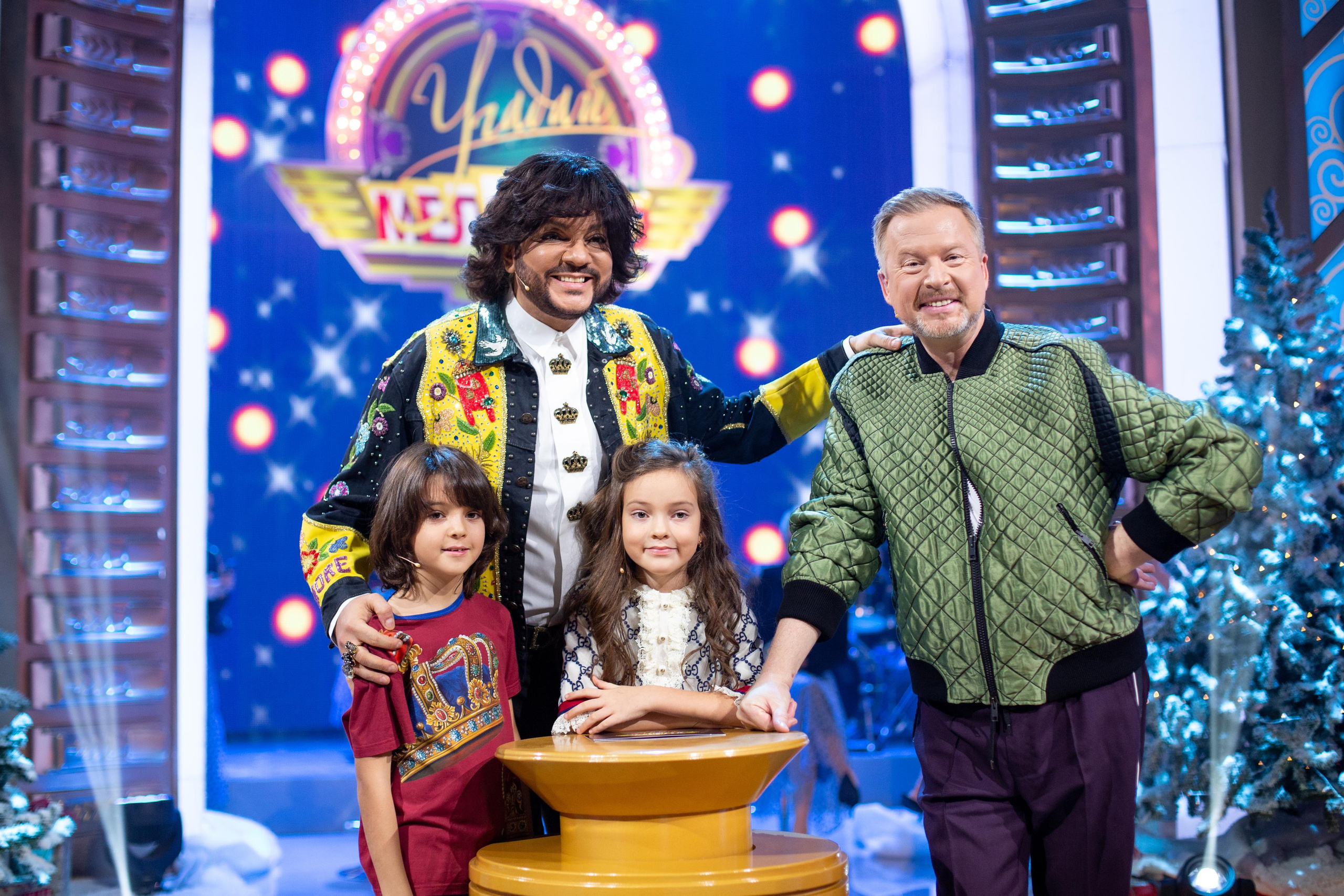 Угадай мелодию 2021. Свадебный и семейный фотограф