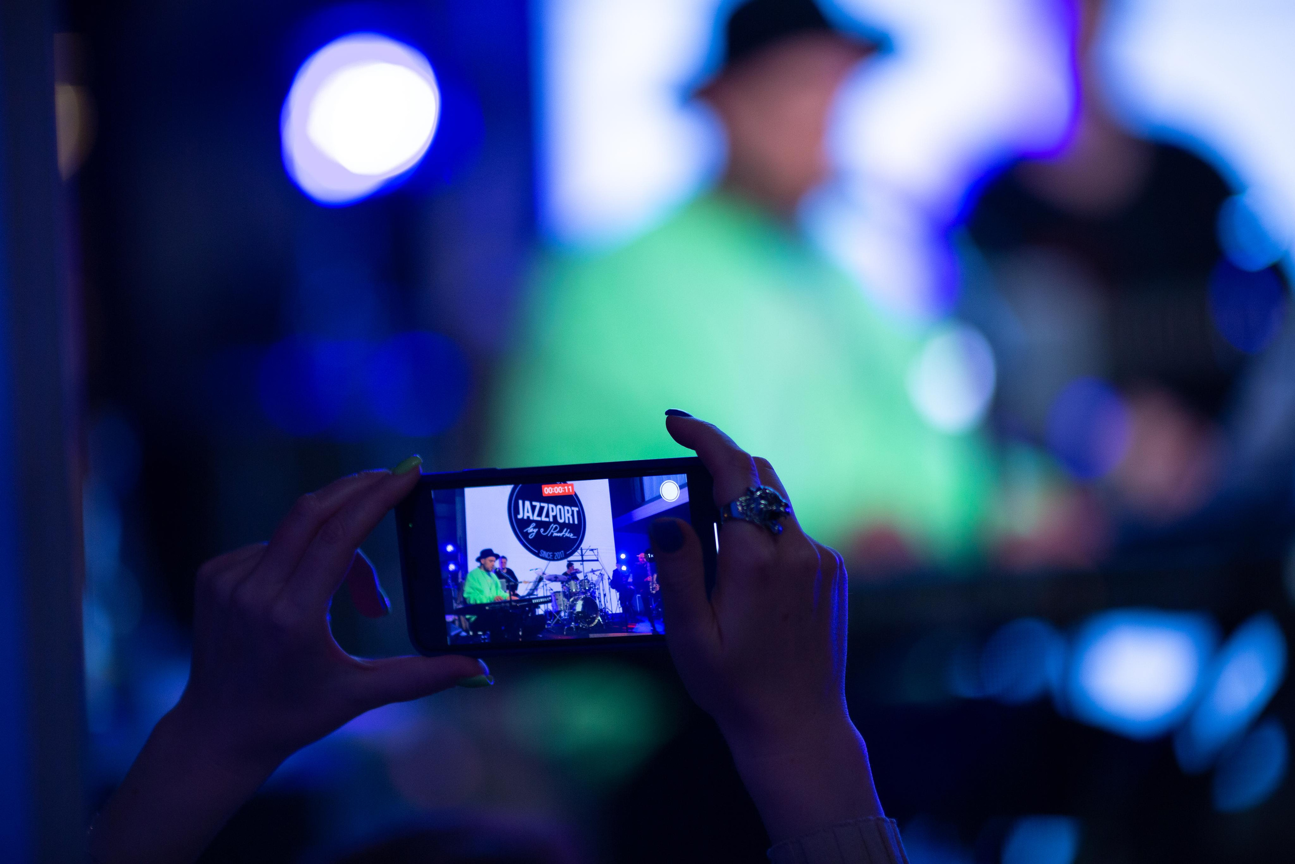 JAZZPORT June. Свадебный и семейный фотограф