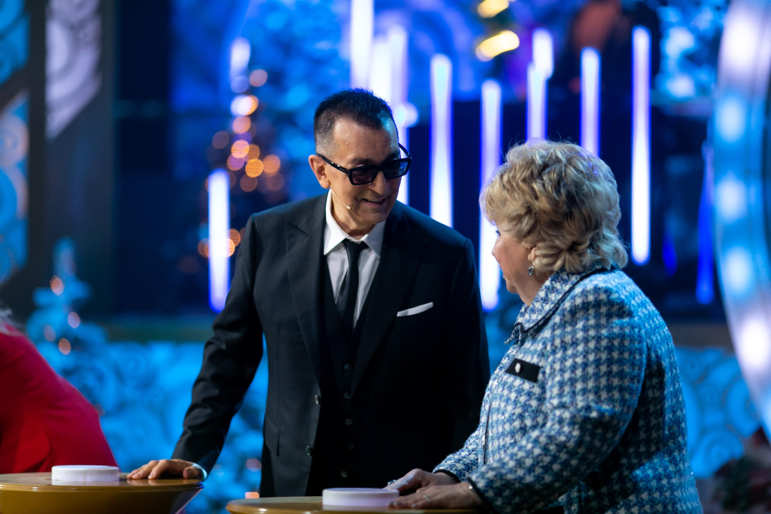 Угадай мелодию 2021. Свадебный и семейный фотограф