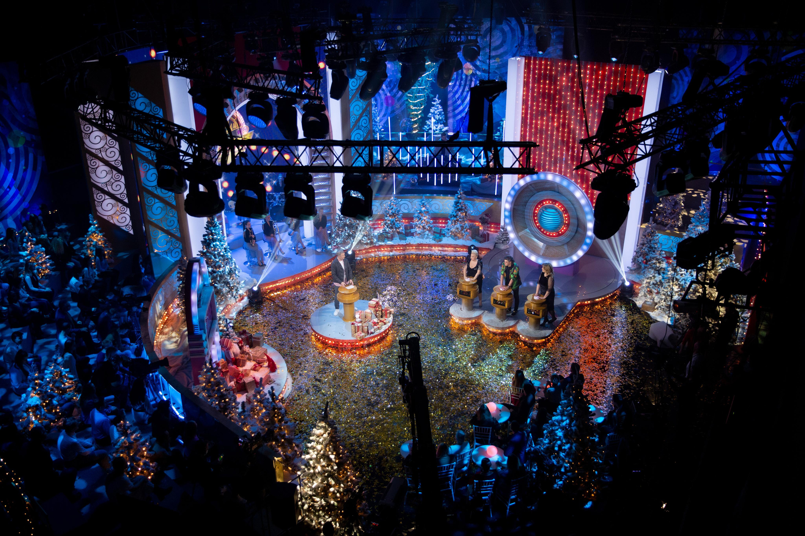 Угадай мелодию 2021. Свадебный и семейный фотограф