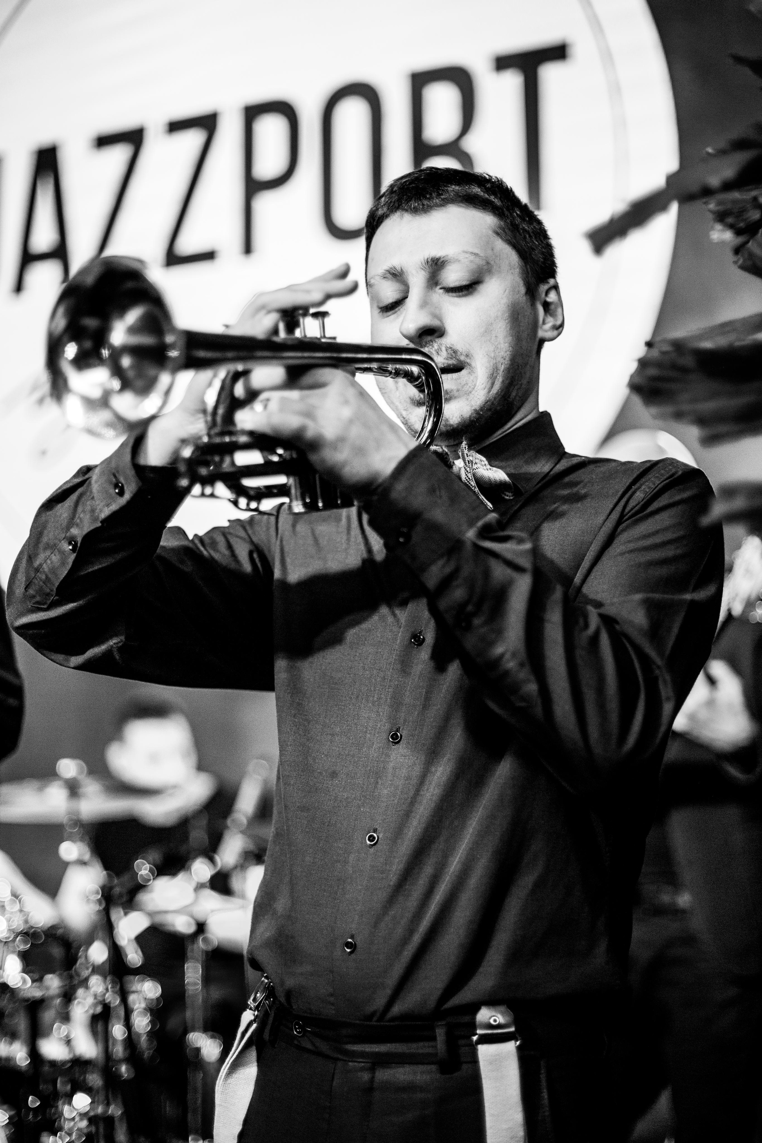 JAZZPORT april. Свадебный и семейный фотограф